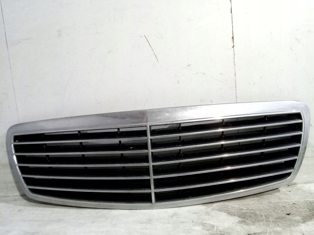 Mercedes E klasa W211 Grill Grill Grill A2118800583