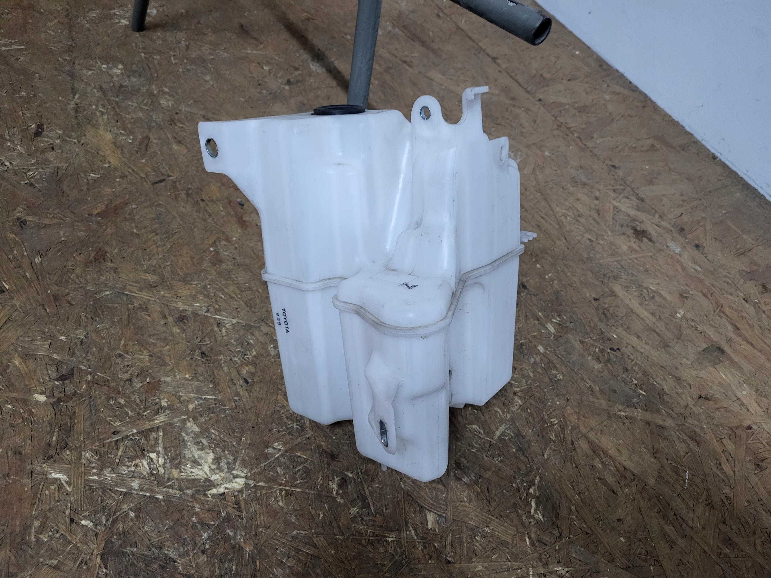 6985219788361 - TOYOTA RAV-4 V 5 19R бачок омывателя