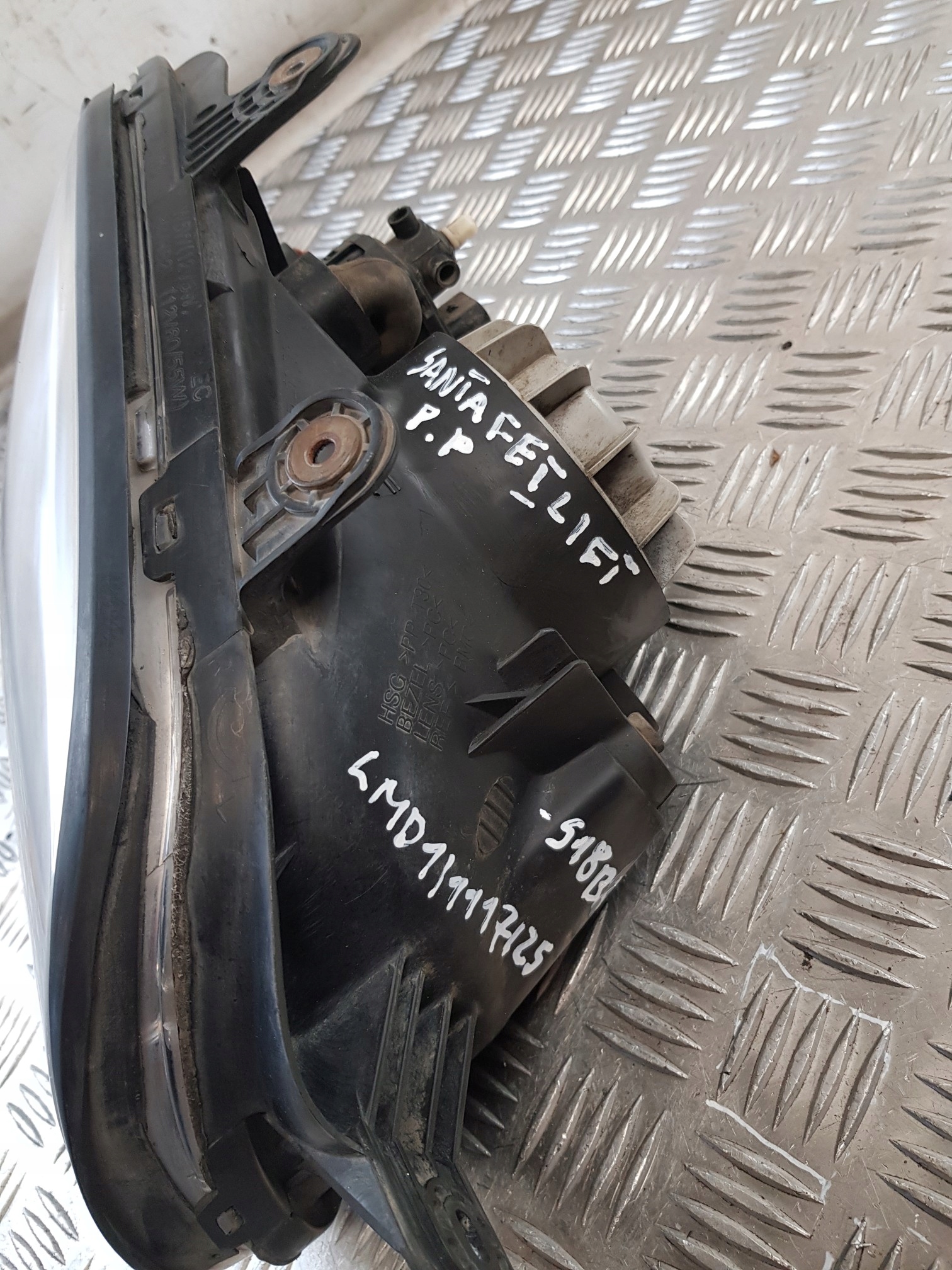 light right front HYUNDAI SANTA FE and LIFT 04R- EUROPA