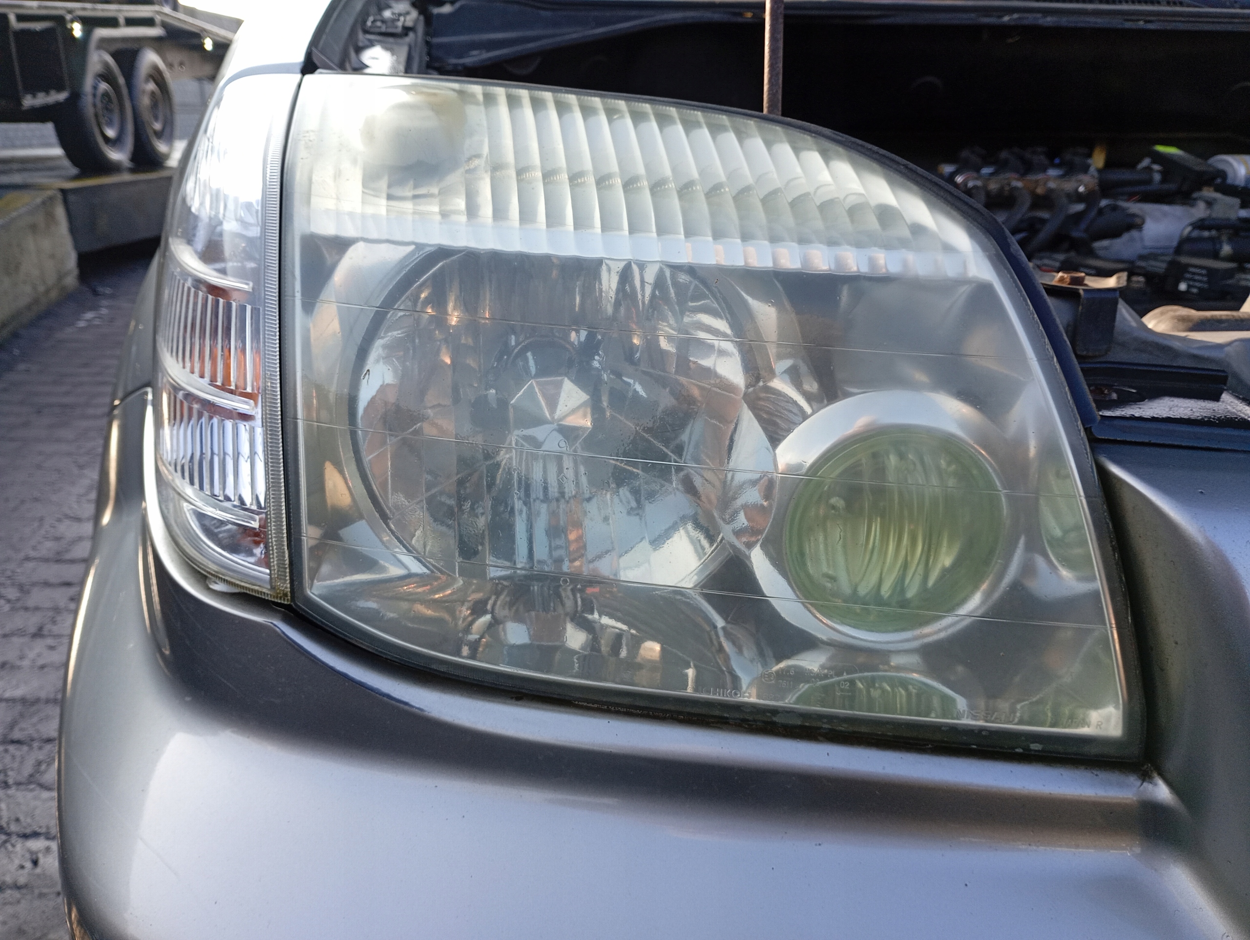 Nissan X-Trail T30 01-05 REFLEKTOR light right front front