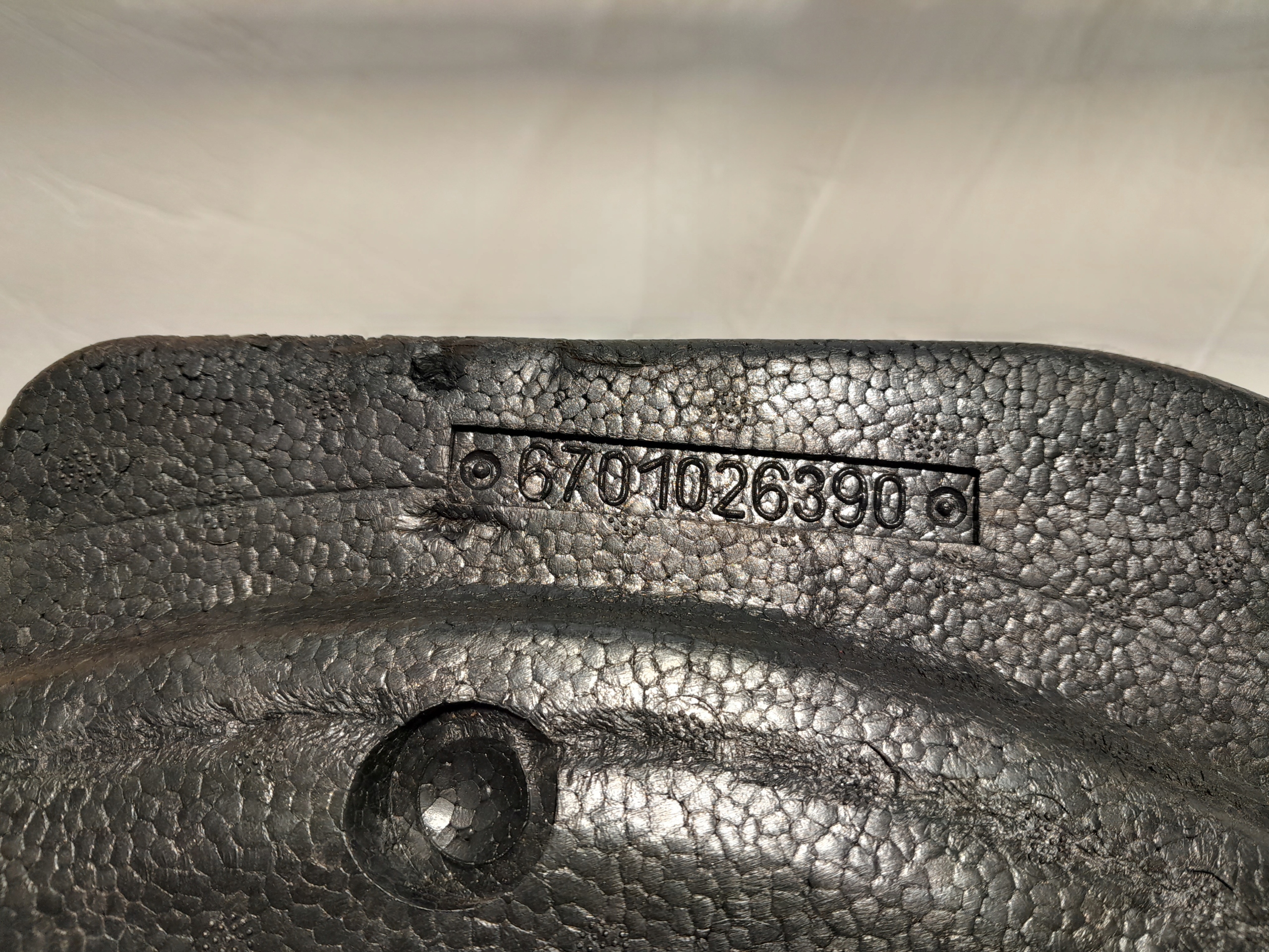 MASERATI LEVANTE polystirene passenger compartment boot 6701026390