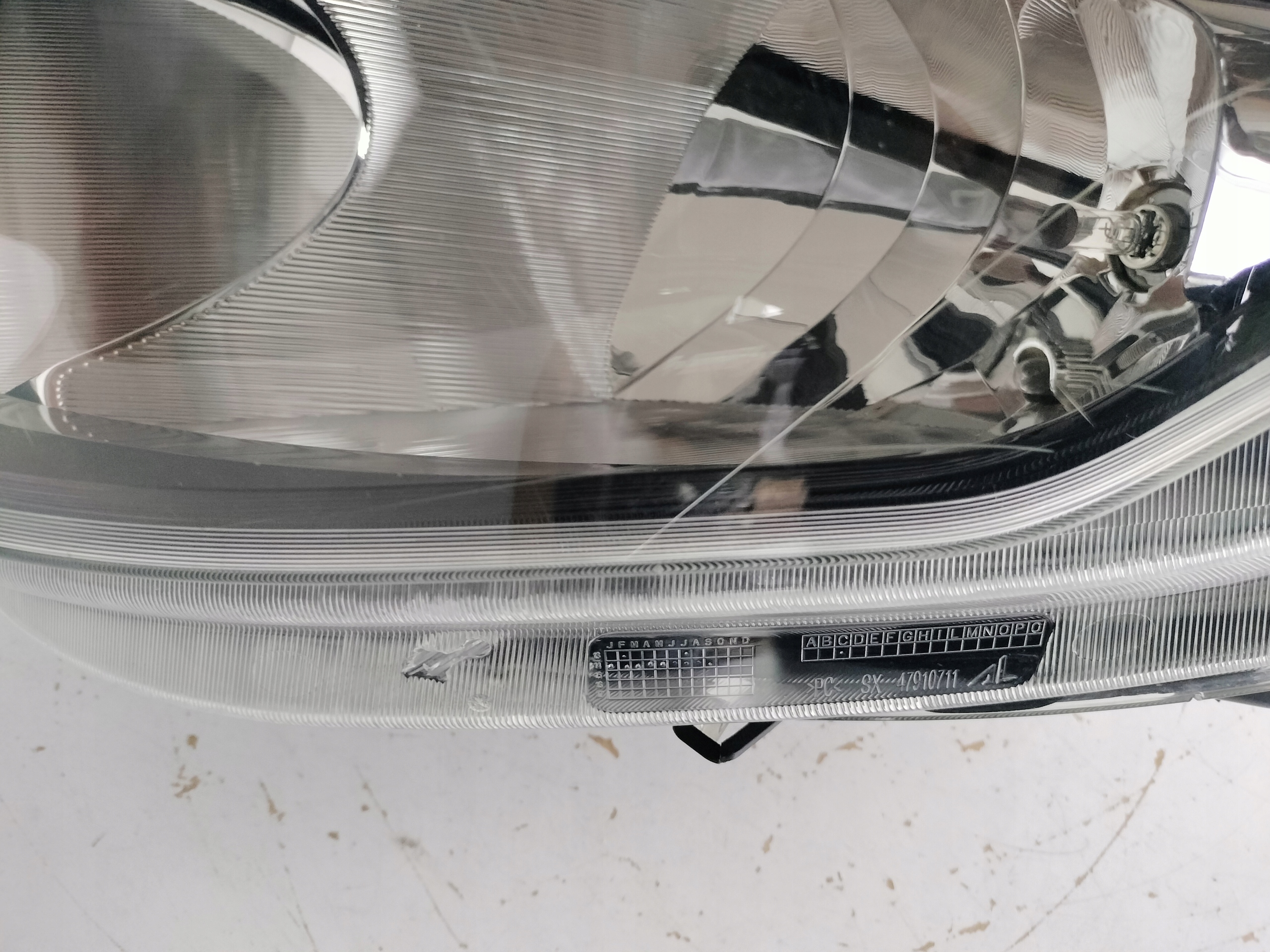 light left REFLEKTOR IVECO DAILY 14