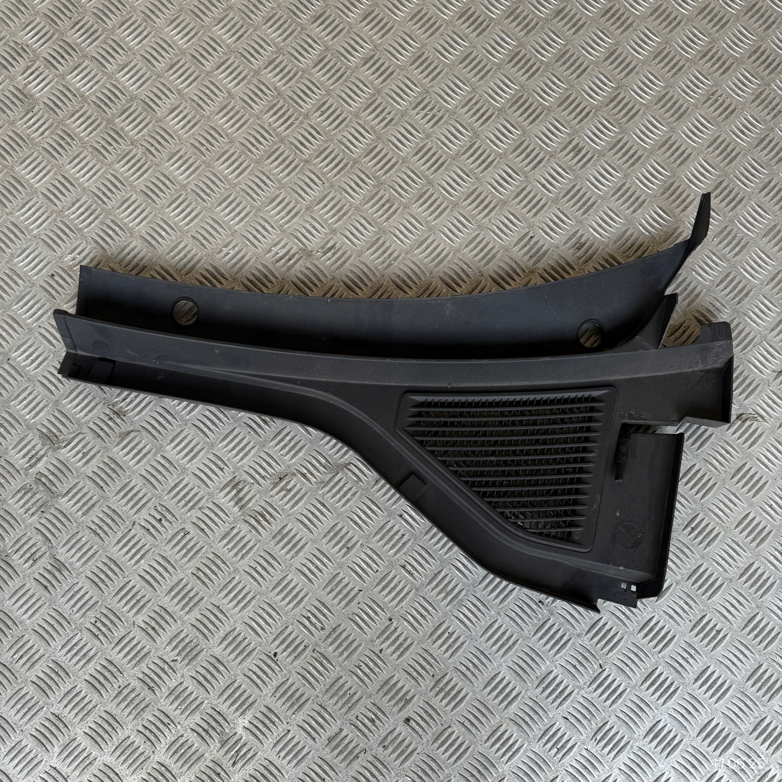 torpedo left VW VOLKSWAGEN T-ROC 2GA819403