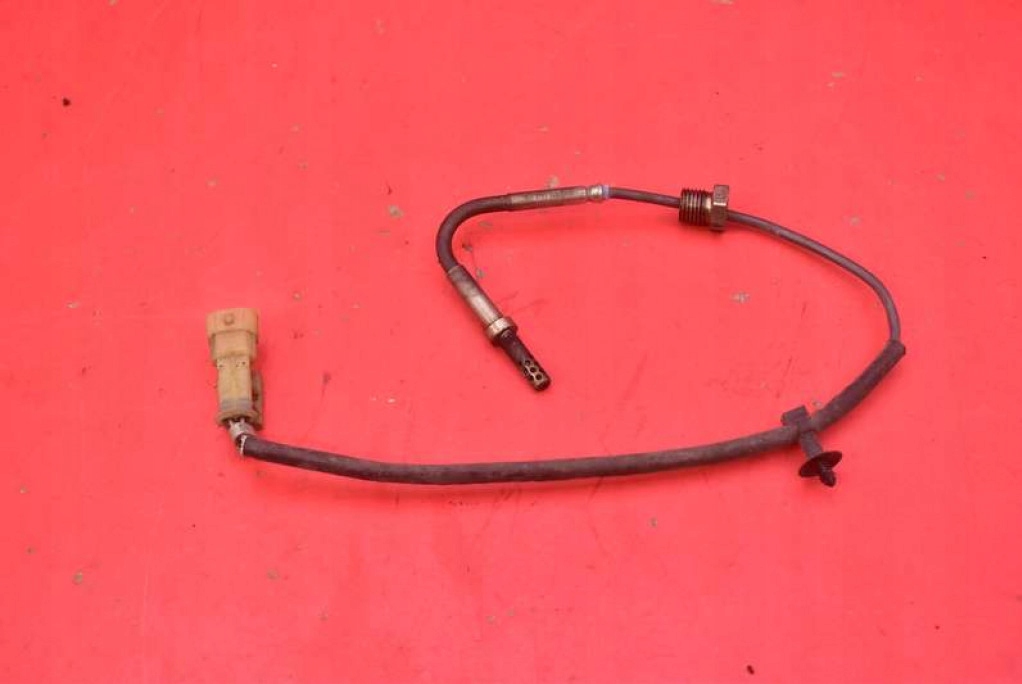 Sensor TEMPERATURY Gase 55571362 OPEL ASTRA 4 IV J 1.7 CDTI 110 KM 09-12