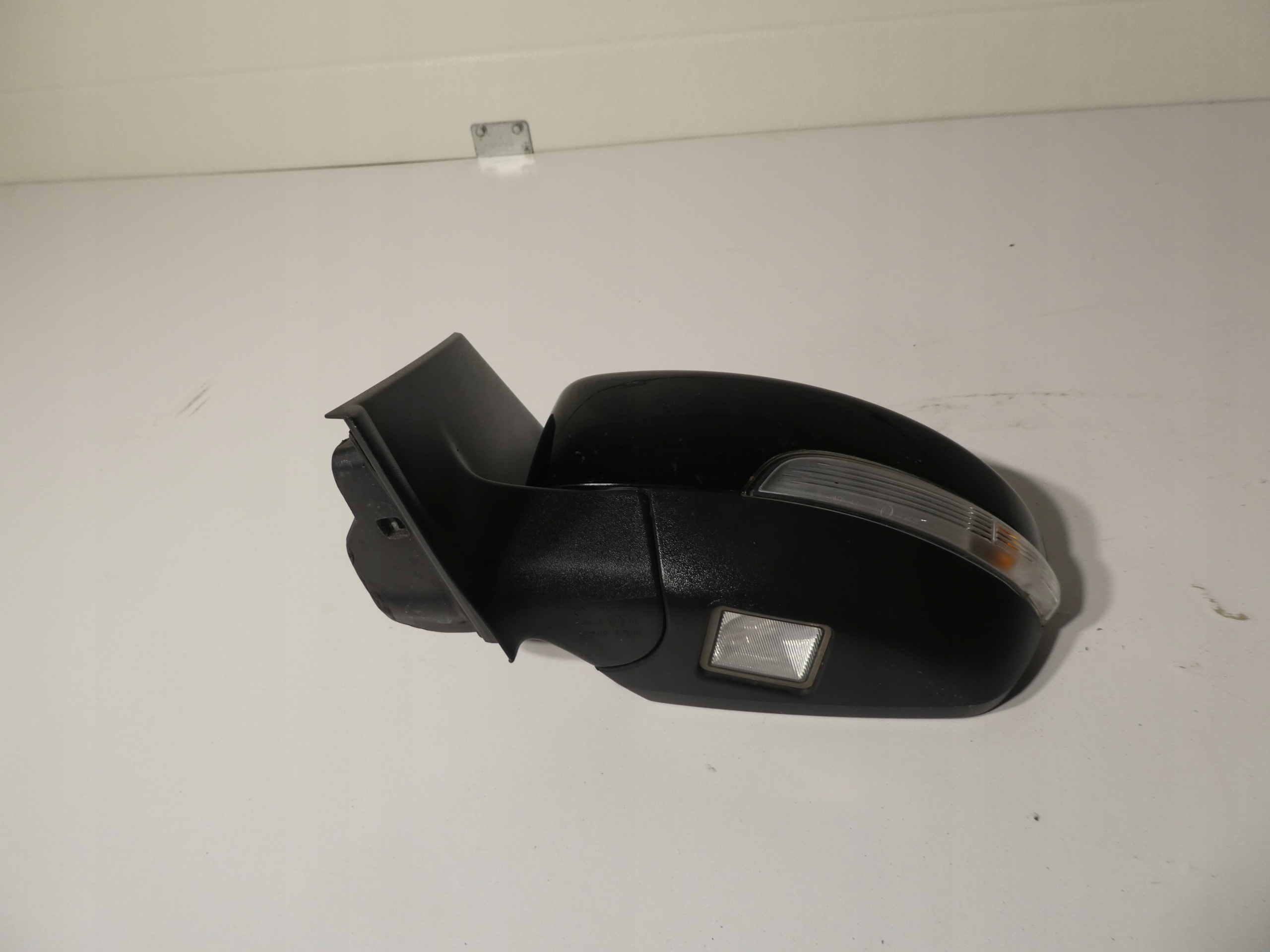 FORD KUGA II mk2 ST-line mirror left 8 PIN