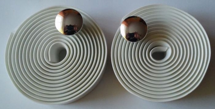 OWIJKA NA KIEROWNICĘ KORKOWA OWIJKA KIEROWNICY 8 K Marka Vgeby