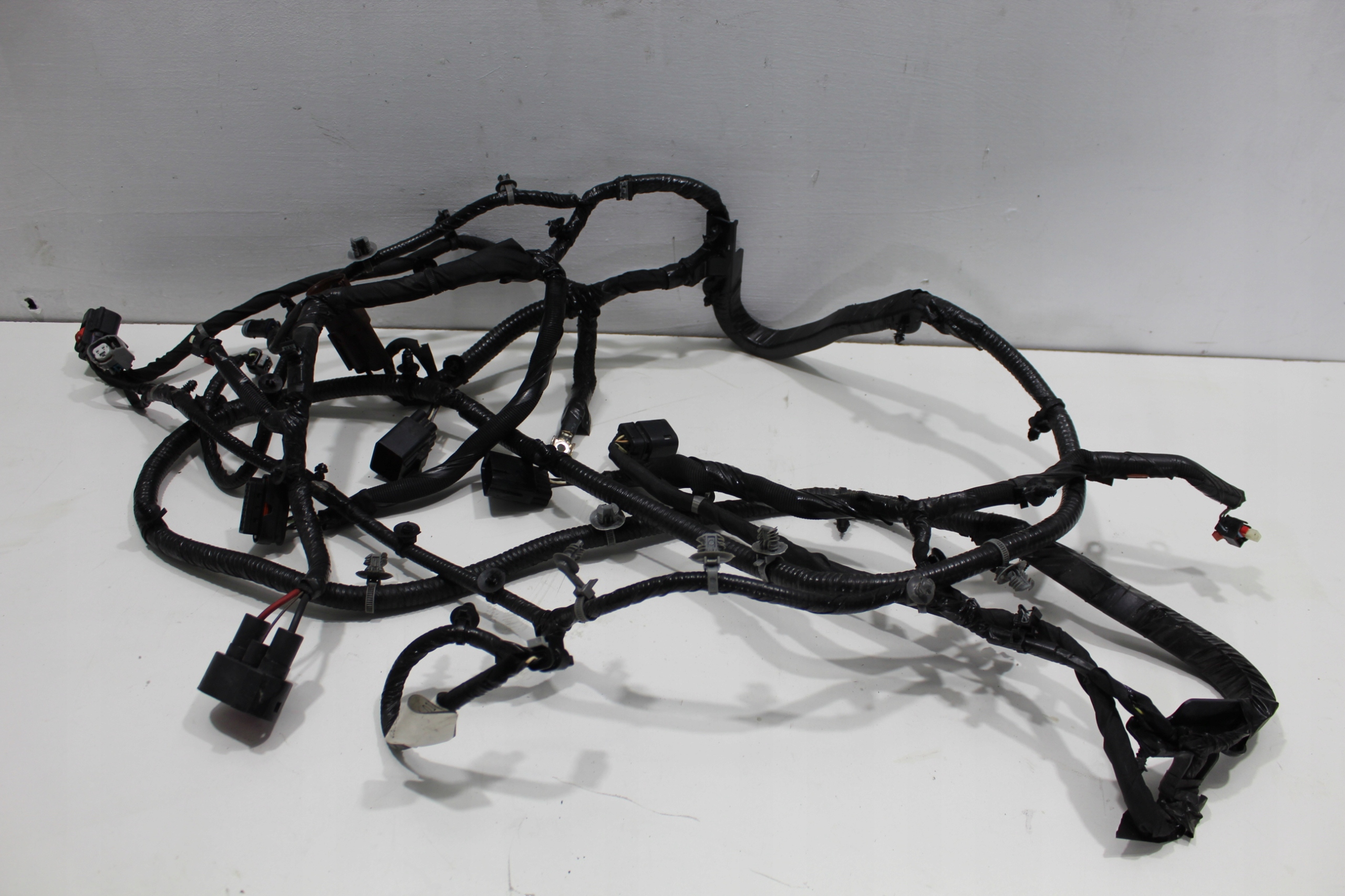 68228578AG - CHRYSLER PACIFICA ЛУЧ УСТАНОВКА ПЕРЕДНЕГО ЛУЧА