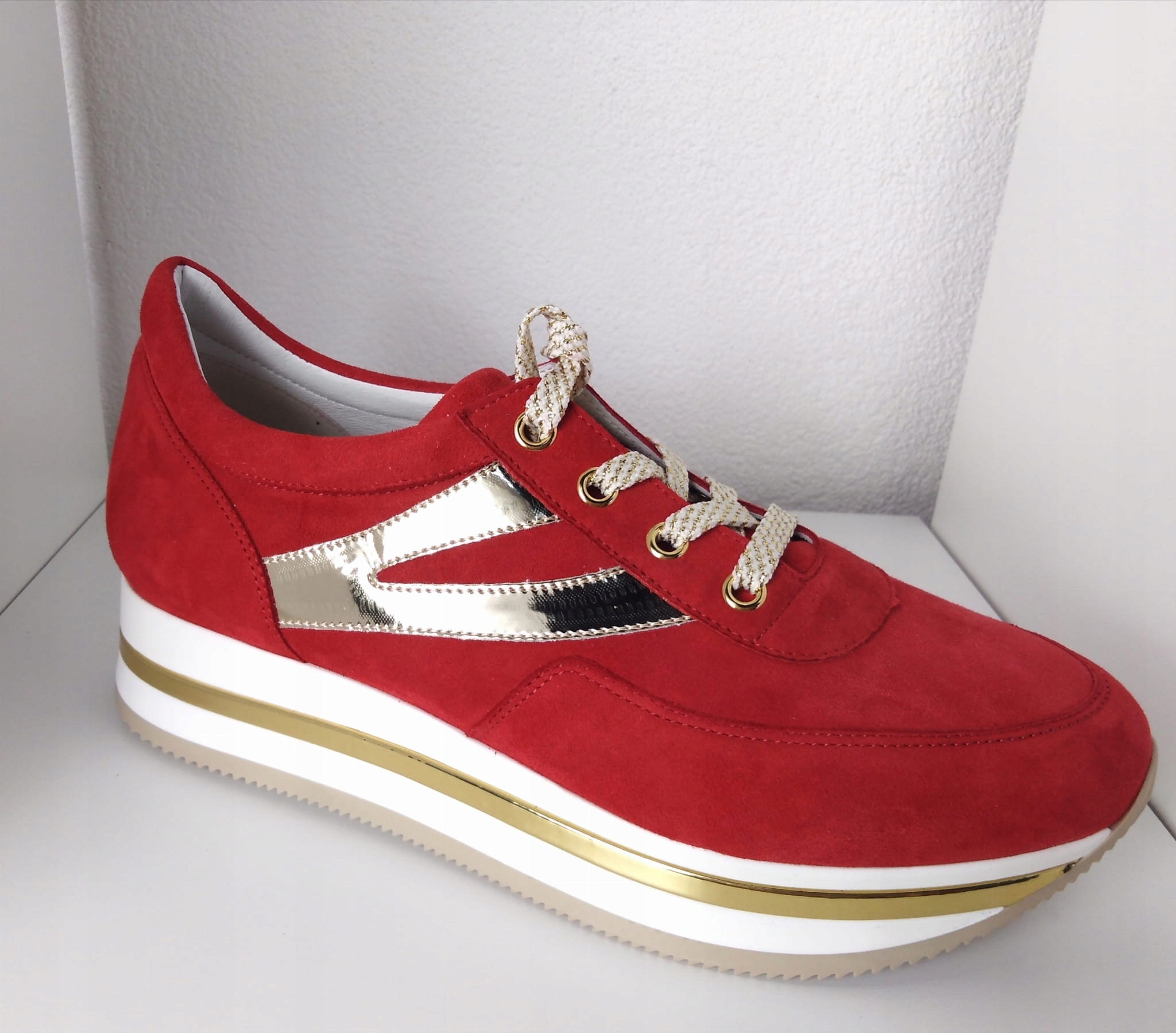 Dámské tenisky Solo Due 1385 Červená 39, Česká barva