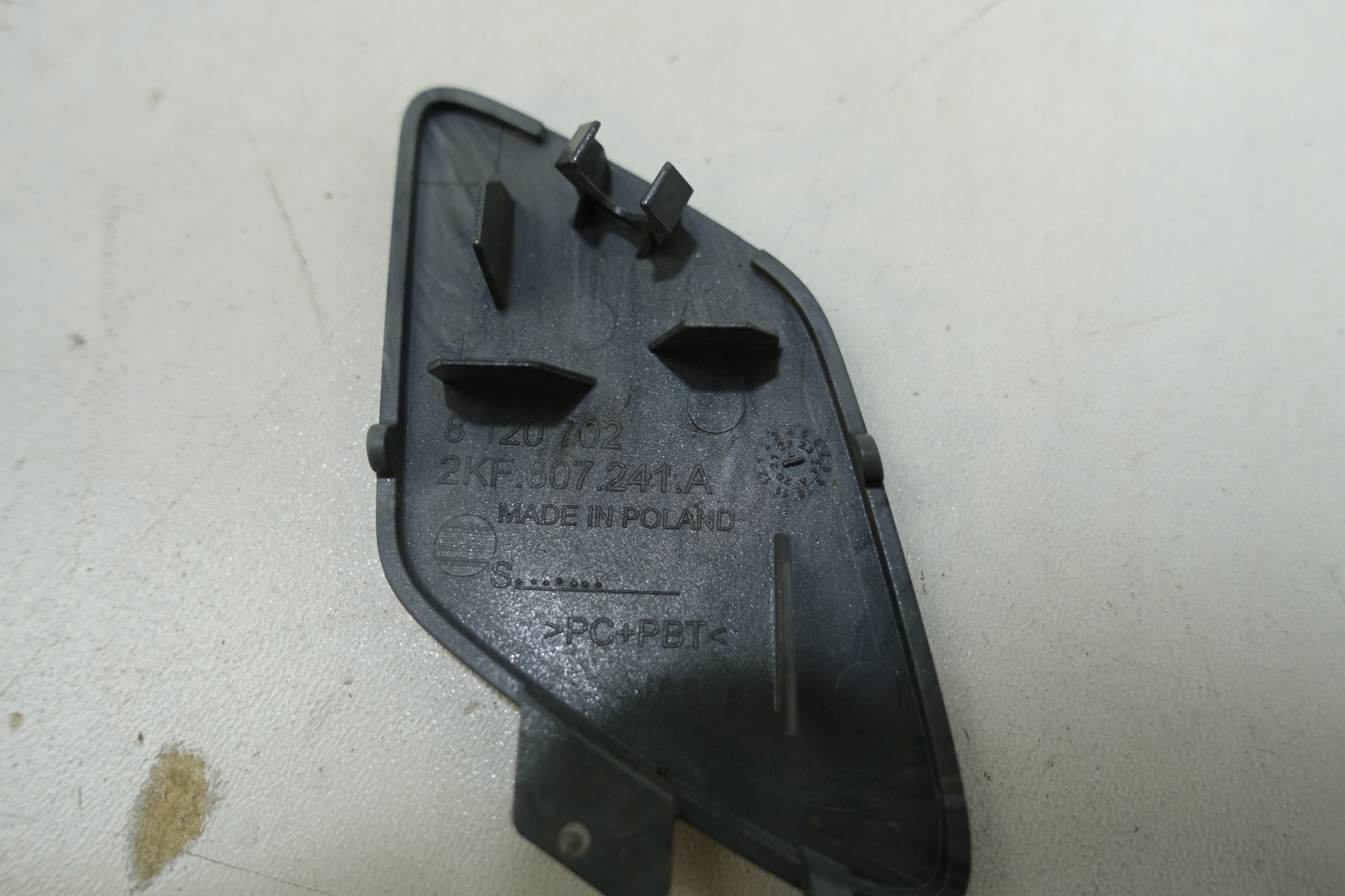 Abschleppöse der Stoßstange vorne FORD CONNECT MK3 22