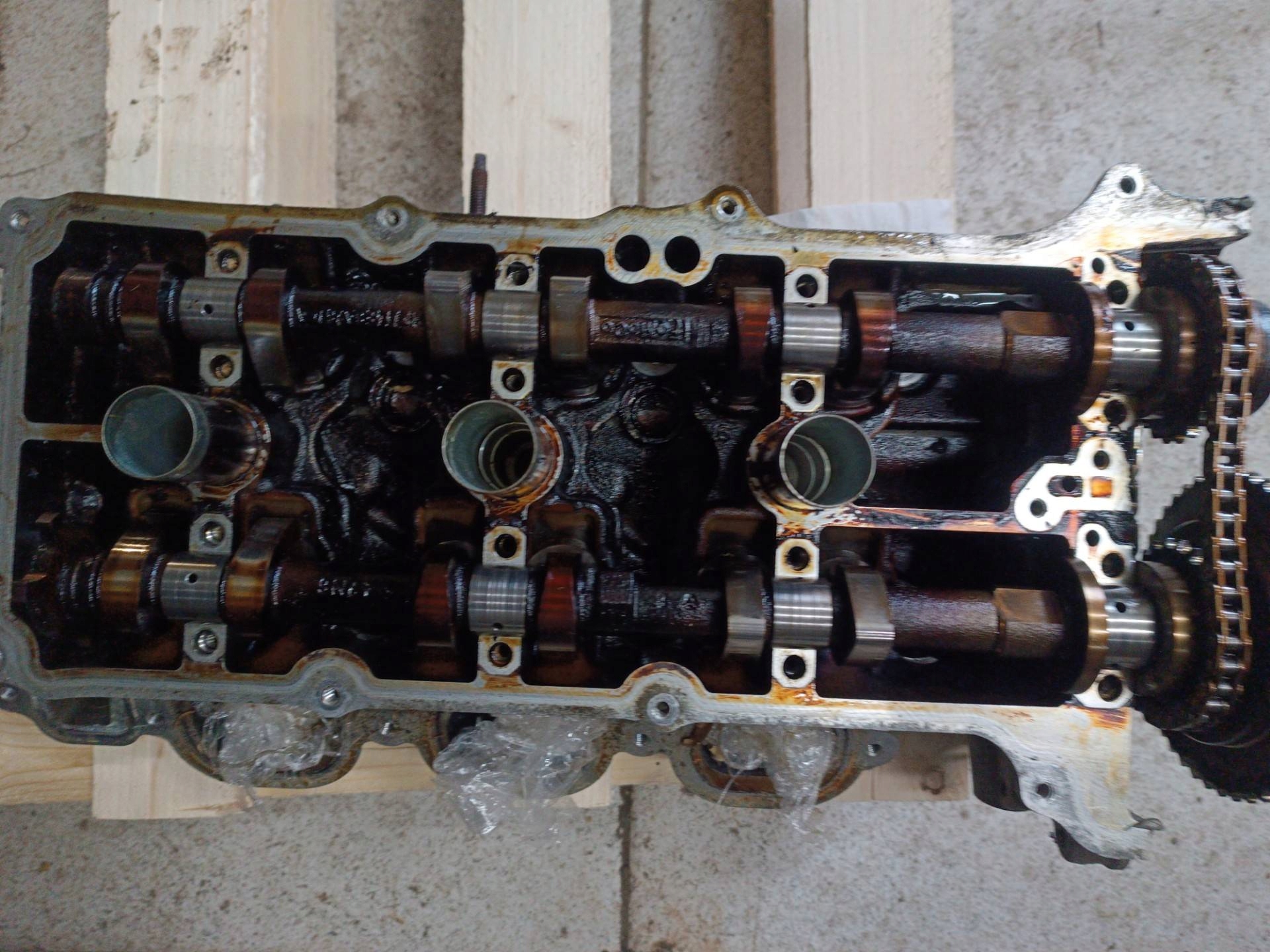head. of the engine left side Mazda CX-9 2008