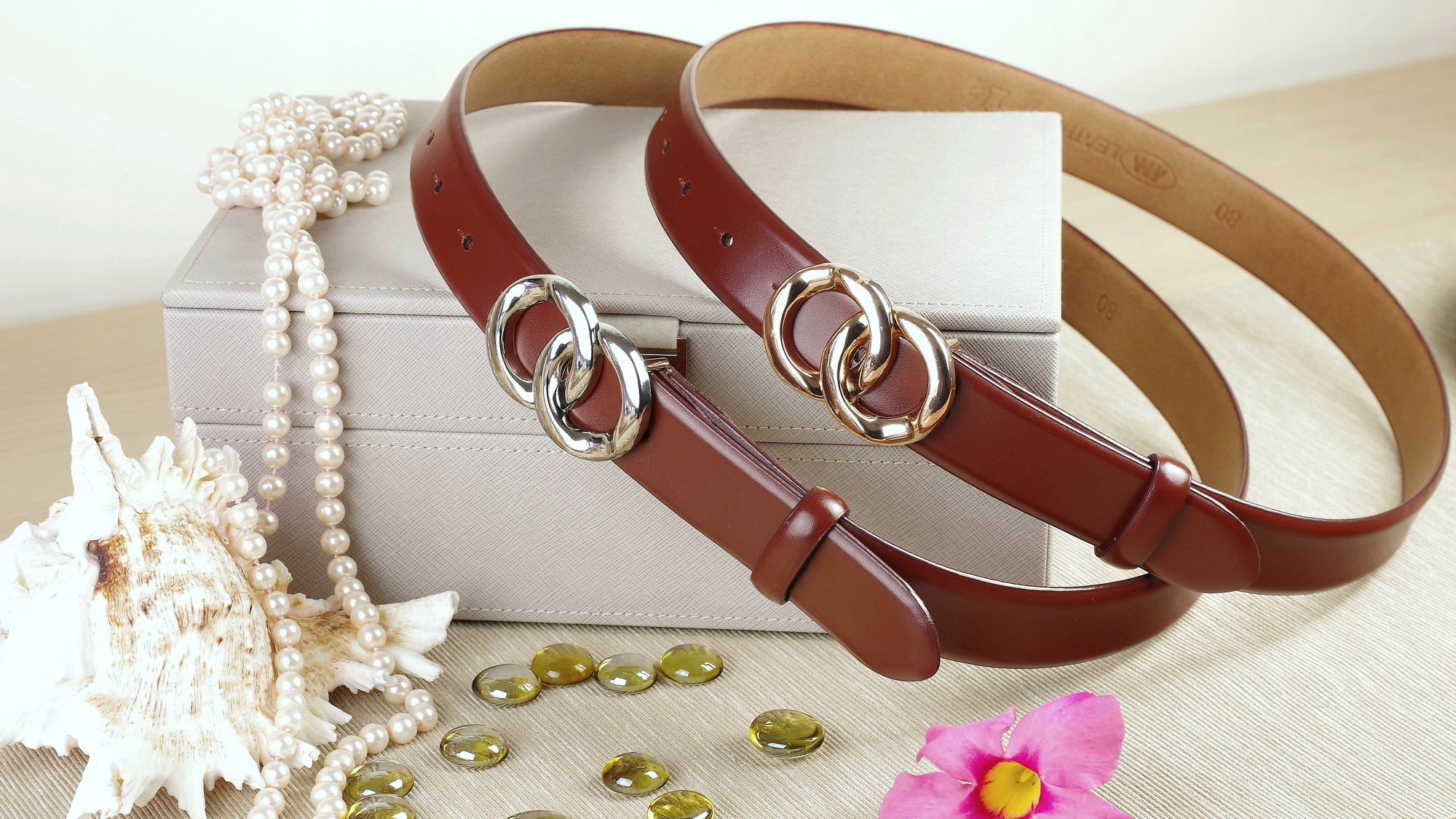 DAMSKI PASEK SKÓRZANY BRĄZ Złota Klamra roz.105 Płeć kobieta