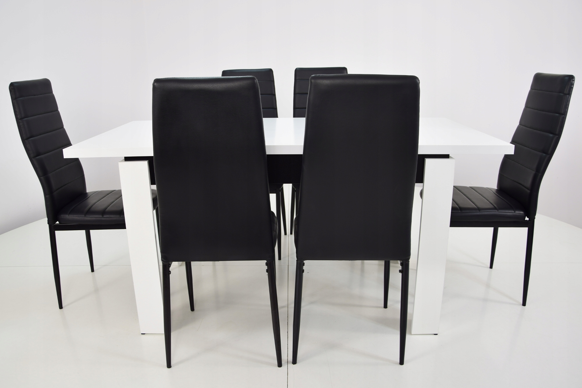 Stół kuchenny rozkładany i 6 krzeseł EKO czarne Kod producenta C-4 Ch-1