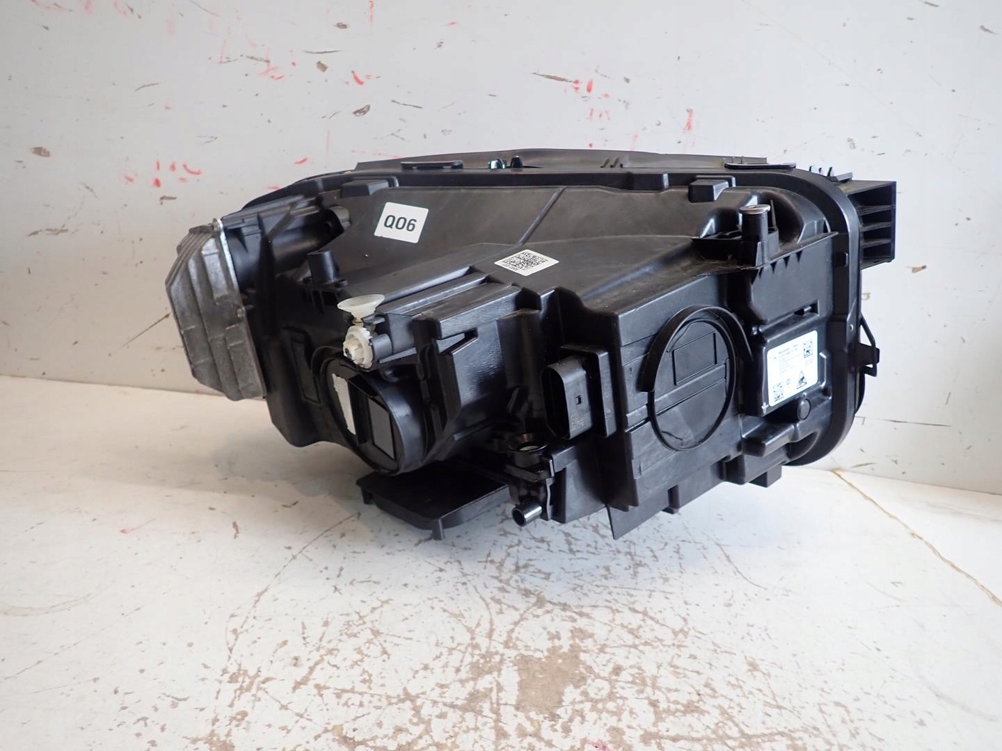 light front left MERCEDES GLB W247 FULL LED A247