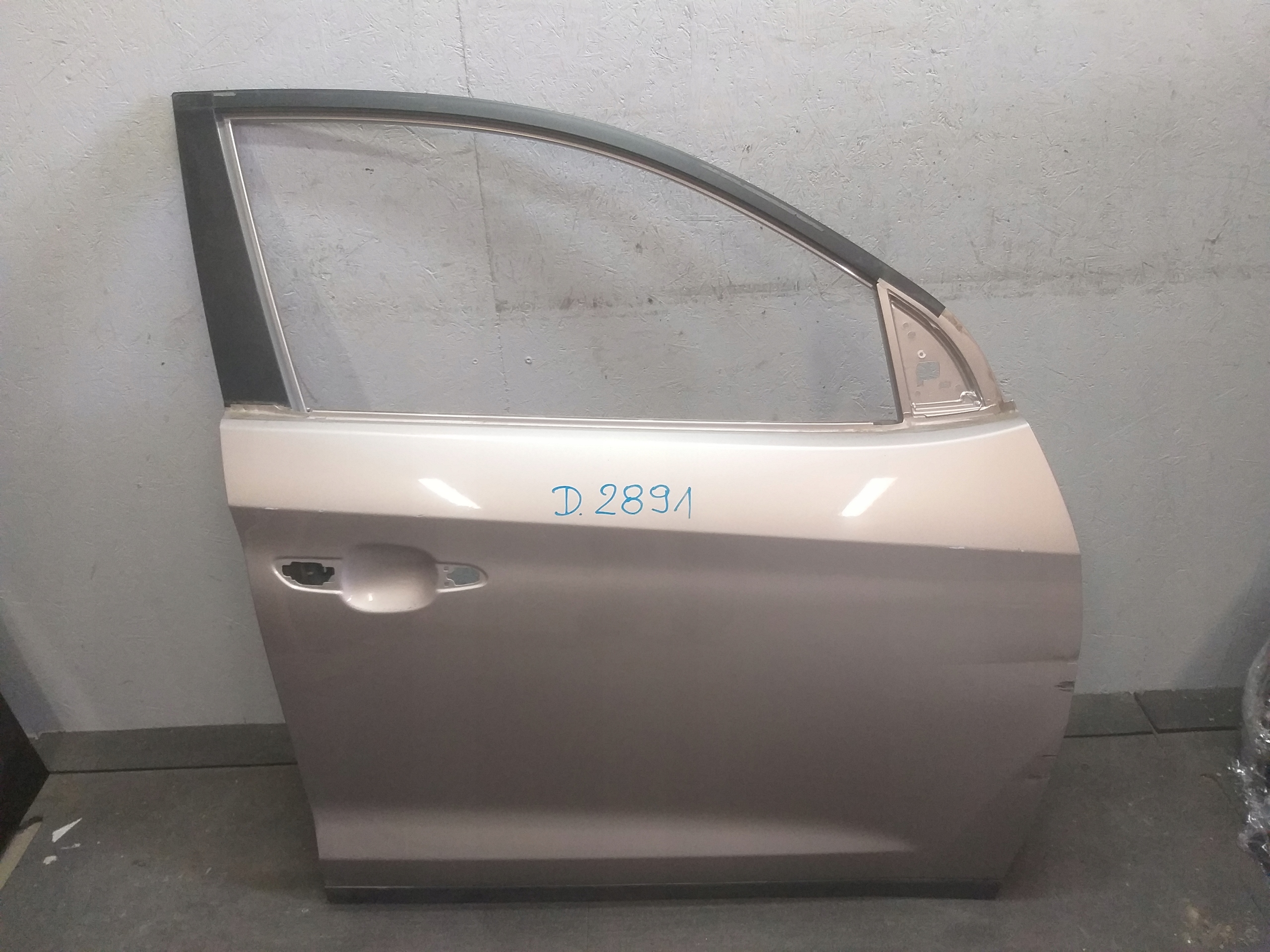 DOOR FRONT RIGHT HYUNDAI TUCSON III 3 15