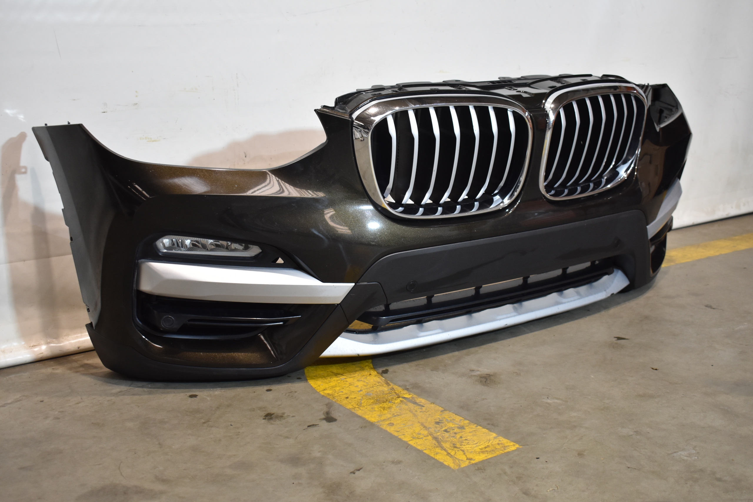 IDEALNY bumper front front XLINE 4PDC colour C07 BMW G01 G02 1