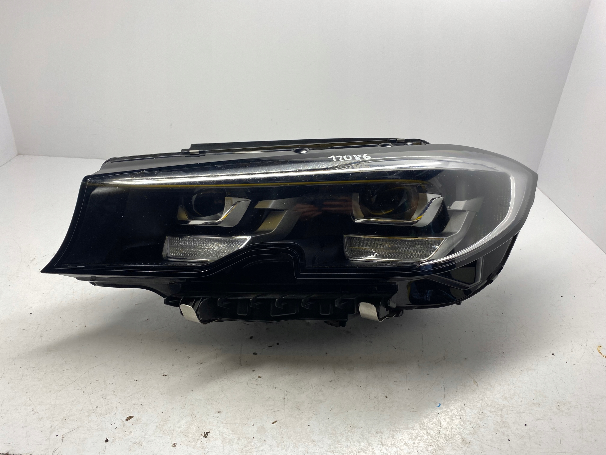 BMW 3 G20 G21 light LED left 9481695