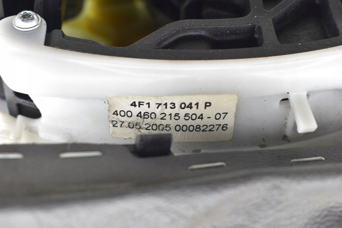 Leva Leva del cambio ingranaggi AUDI A6 C6 3.0 TDI 4F1713041P
