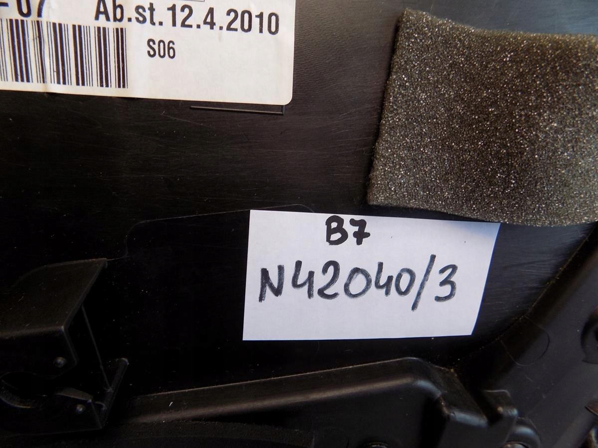 VW PASSAT B7 upholstery right rear part 3AF867212