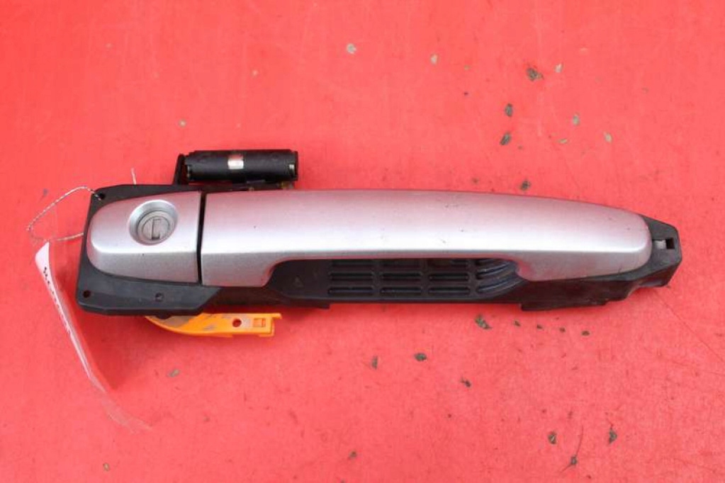 handle right front front SREBRNA TOYOTA RAV 4 2 II 00-03