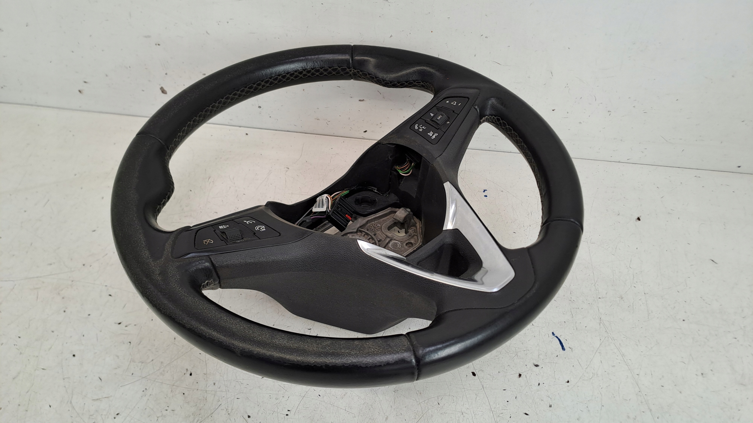 lenkrad multifunkcja Leder 39116011 Opel Corsa E