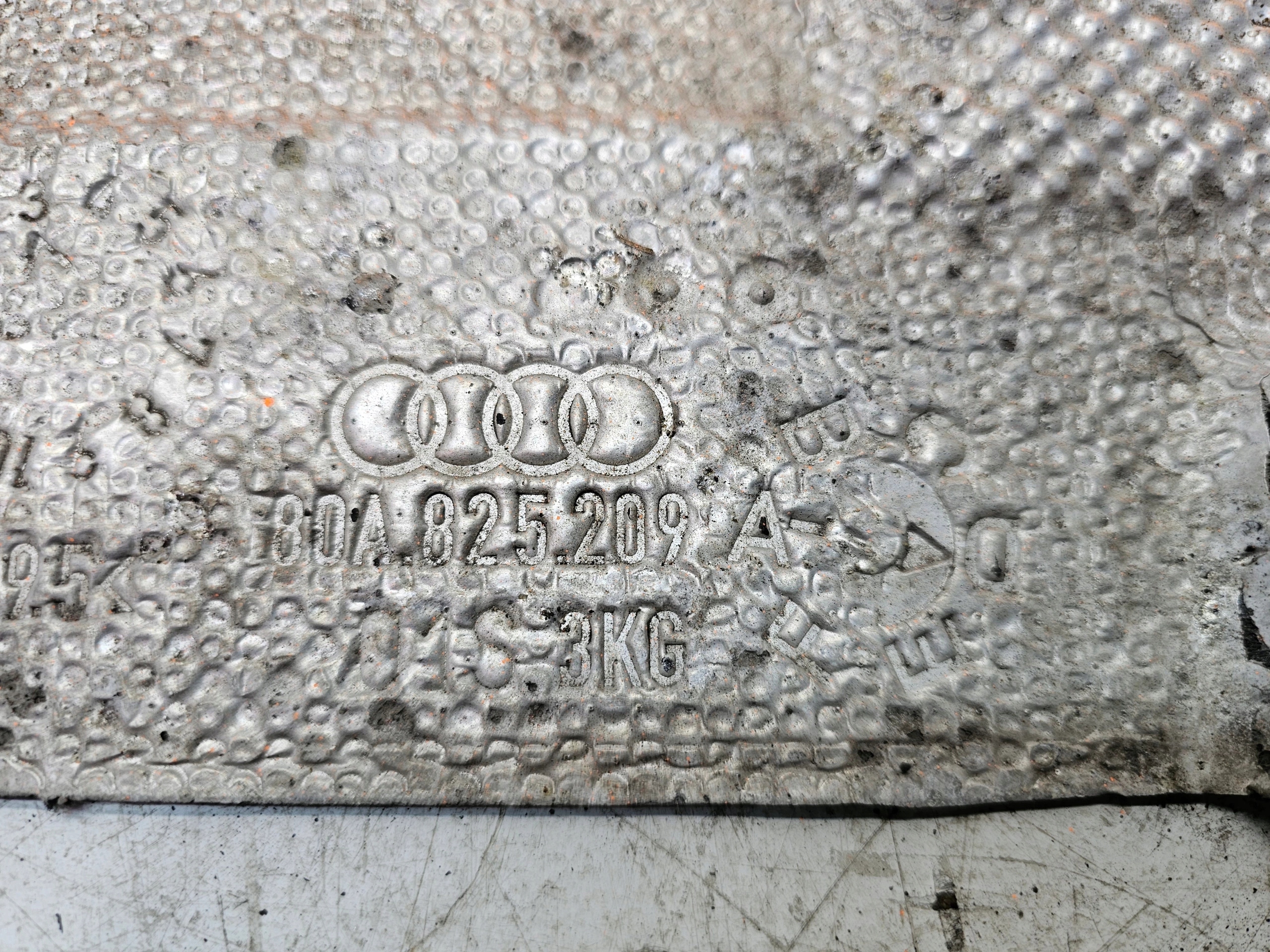 Blende Abdeckung Unterfahrschutz mitte AUDI Q5 FY 80A825209D 1/26