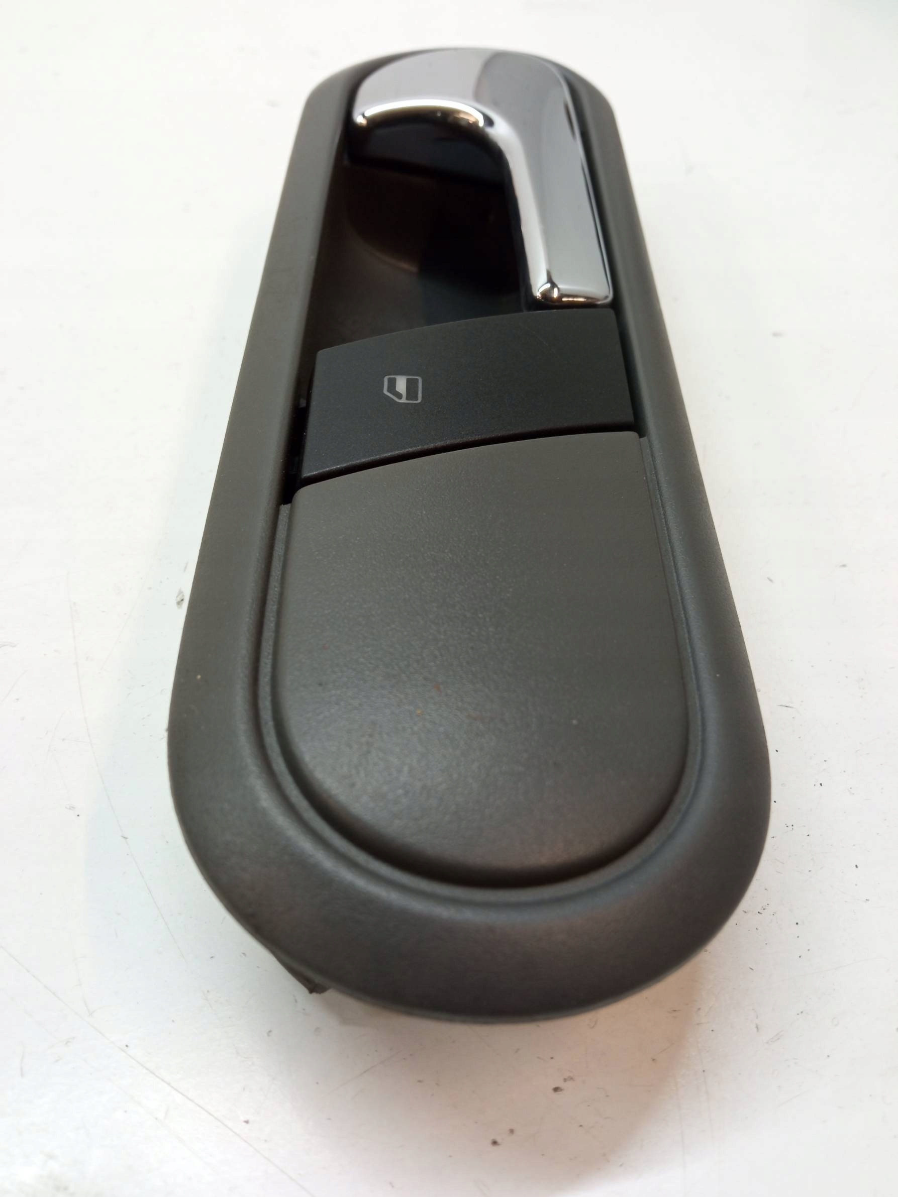 handle inner right front 6L1837114E Seat Ibiza III (2002-2008)