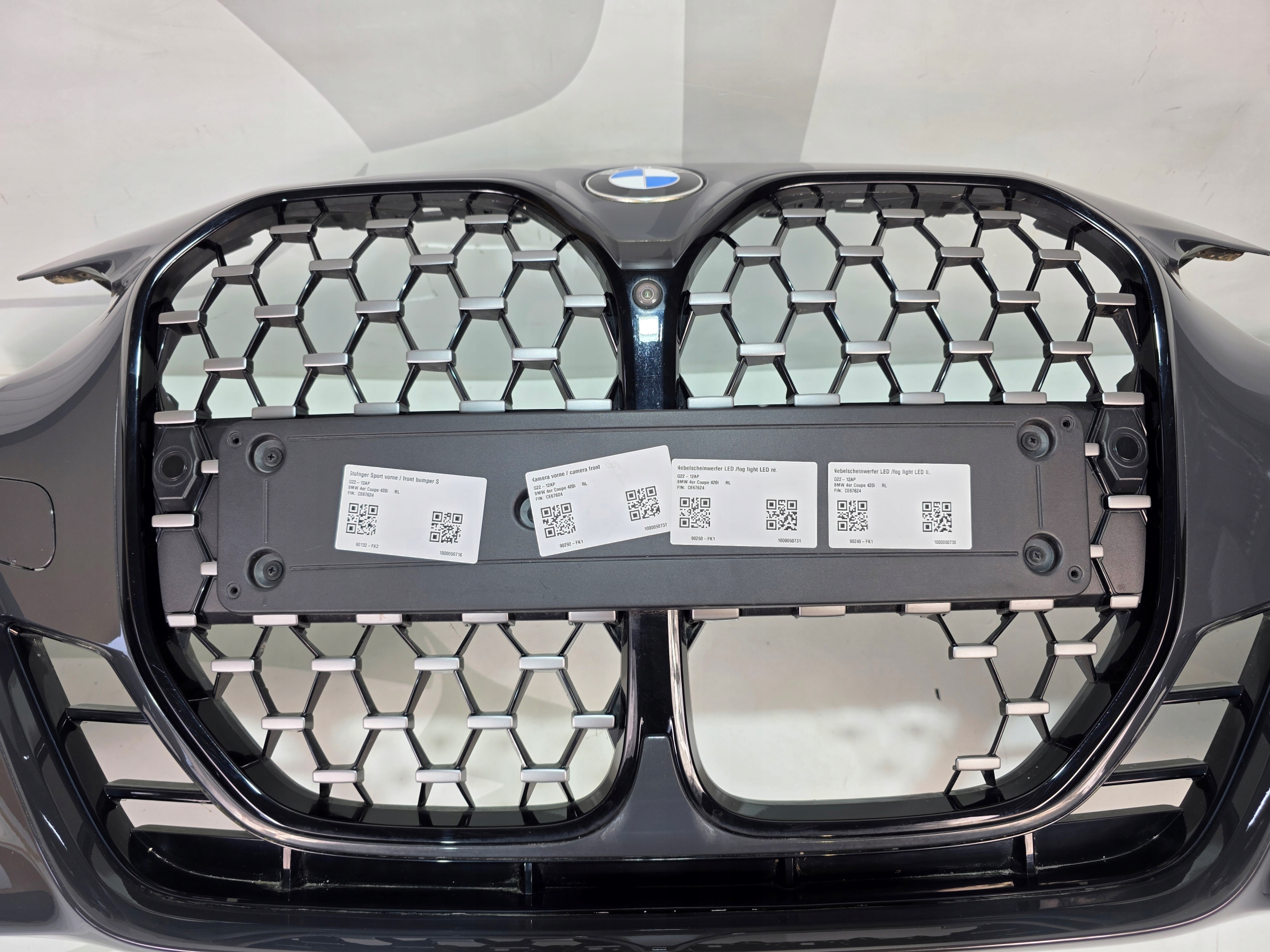 Frontstoßstange BMW 4 G22 COUPE UK 6XPDC KAMERA C36 DRAVITGRAU METALLIC