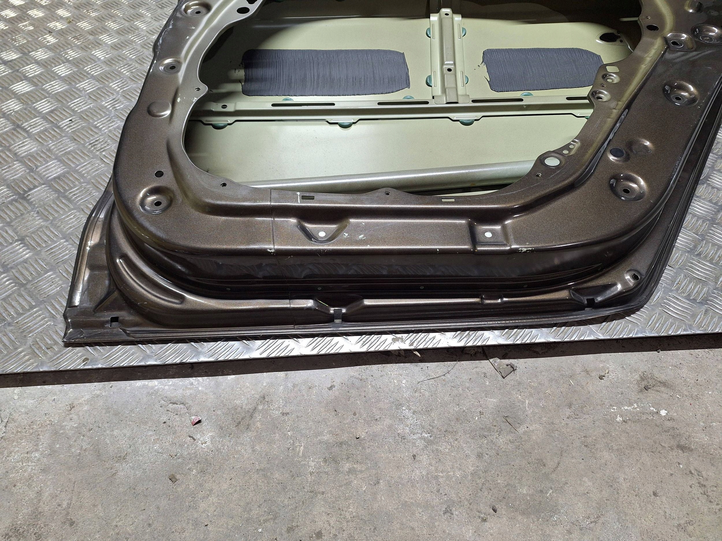 Tür heck hinten rechts KIA CARENS IV 13-19