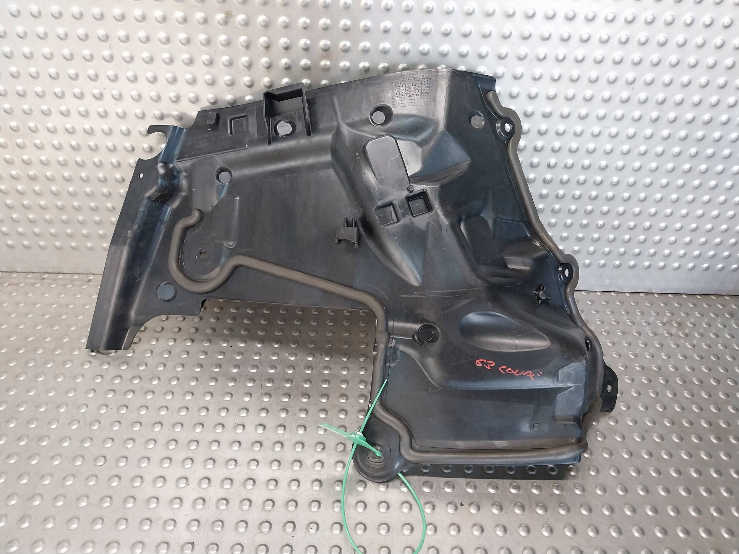 cover partition wall left A2056205801 MERCEDES W205 COUPEC63 AMG
