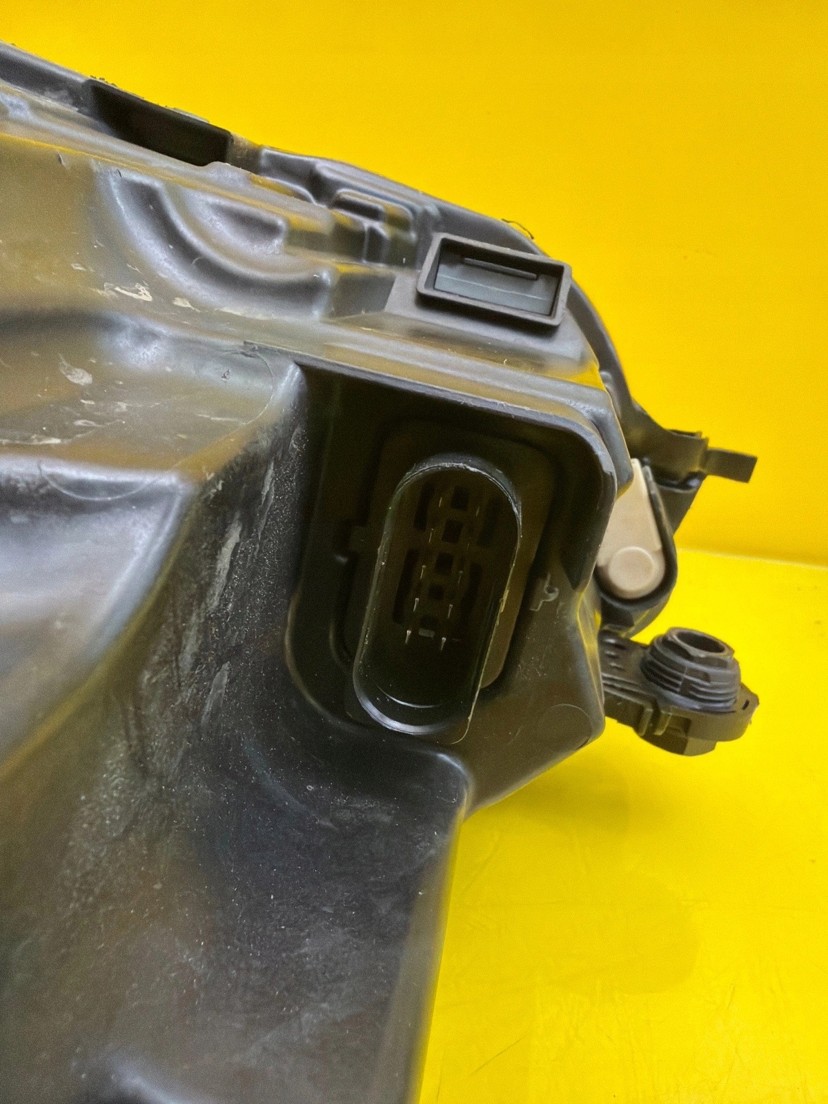 light right VW Polo VI 2G1 2017- normal 2G1941006D