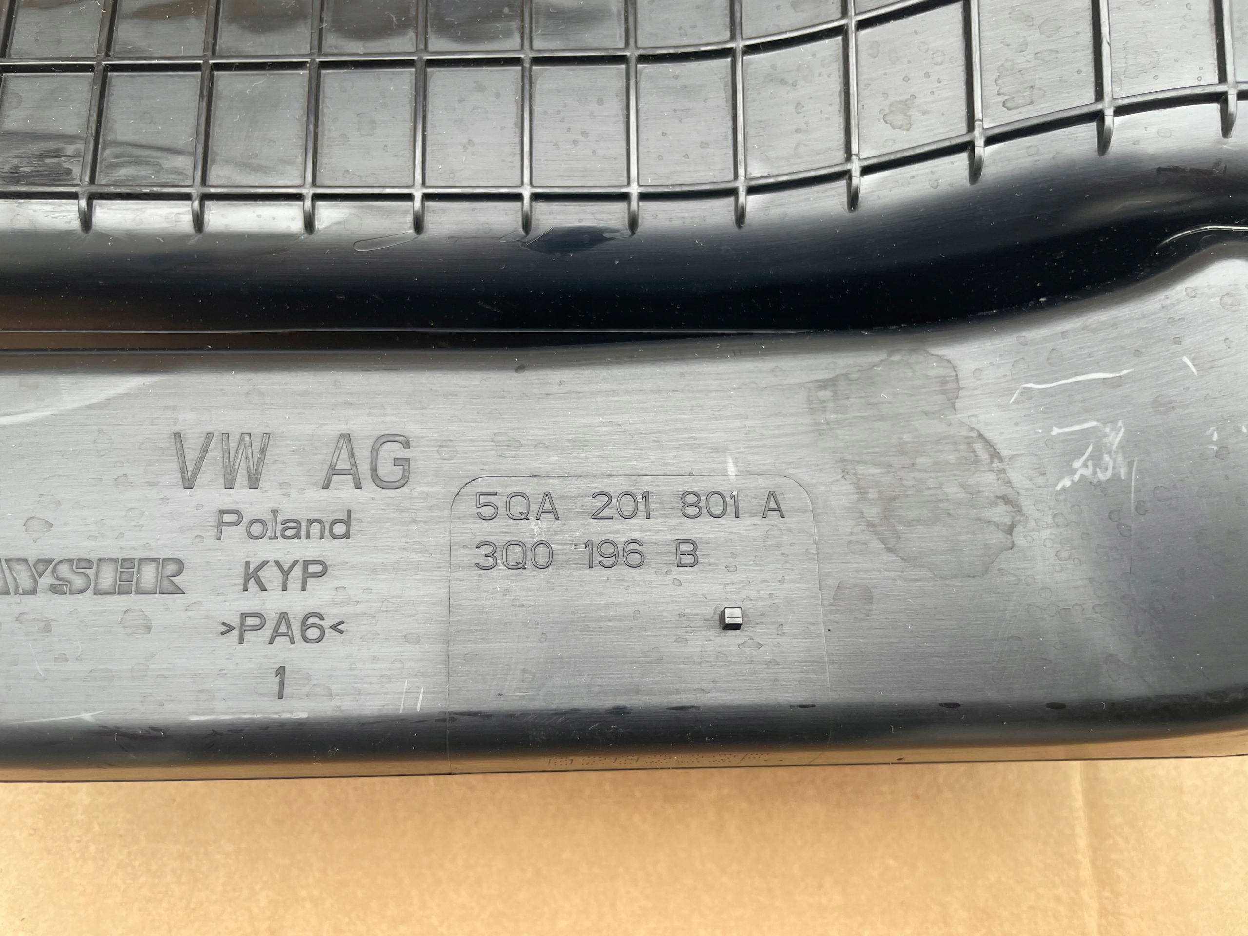 carbon filter 5QA201801A VW SKODA AUDI as new original