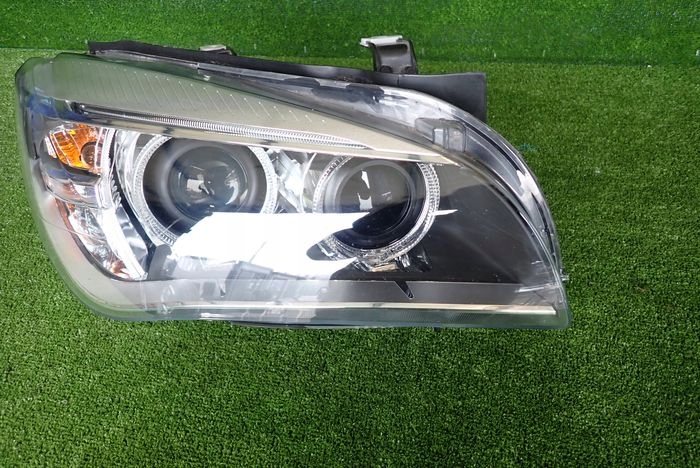 BMW X1 E84 BI XENON LIFT 12- reflektor right light right