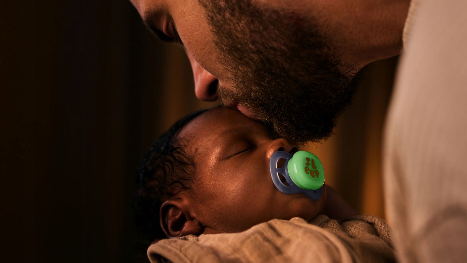 Philips Avent Smoczek dla noworodków Ultra Start 0-2m 2szt świeci SCF075/08 Marka Philips Avent