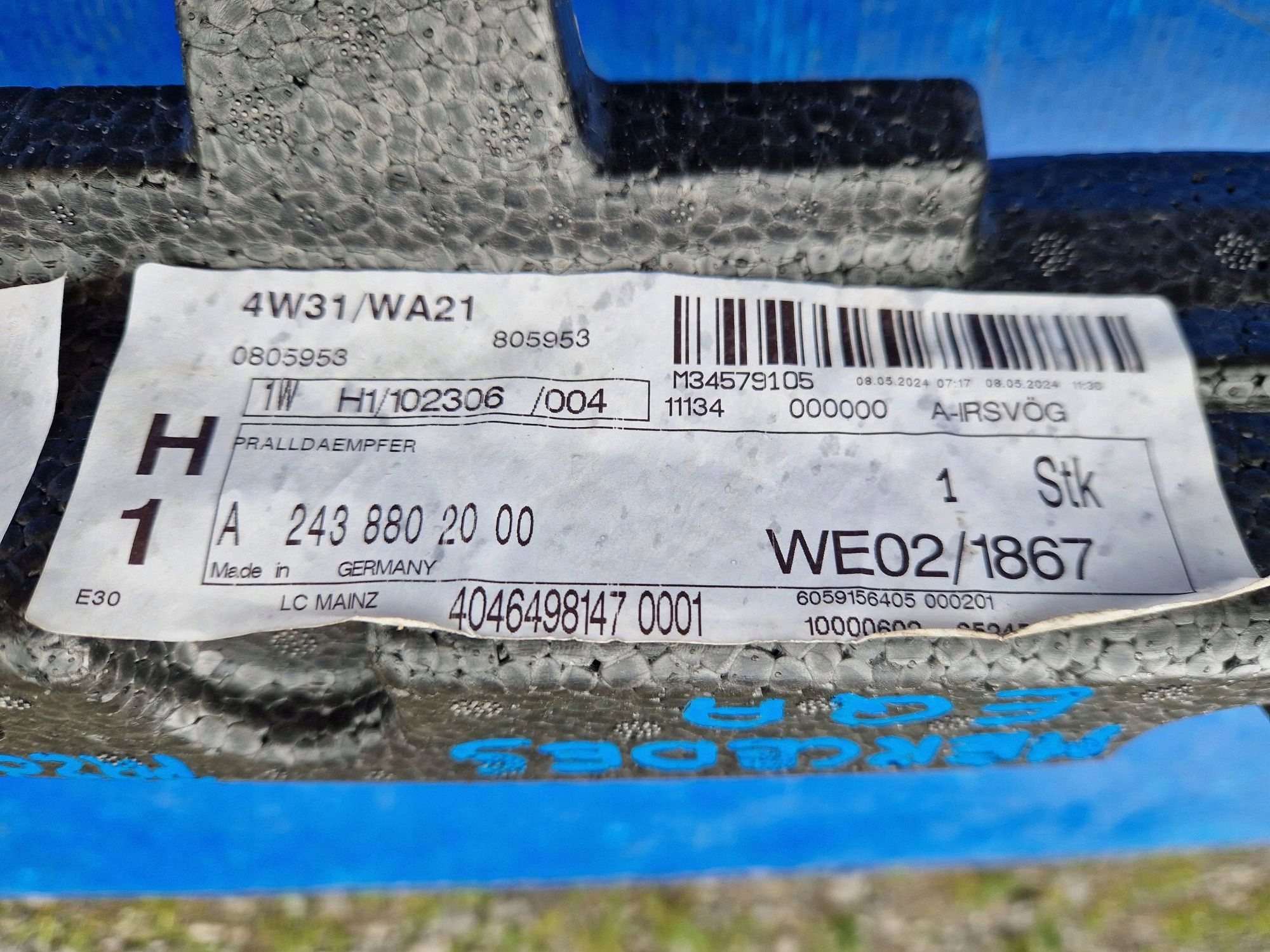 PIANKA ABSORBER nárazníku předek MERCEDES EQA 2021R->