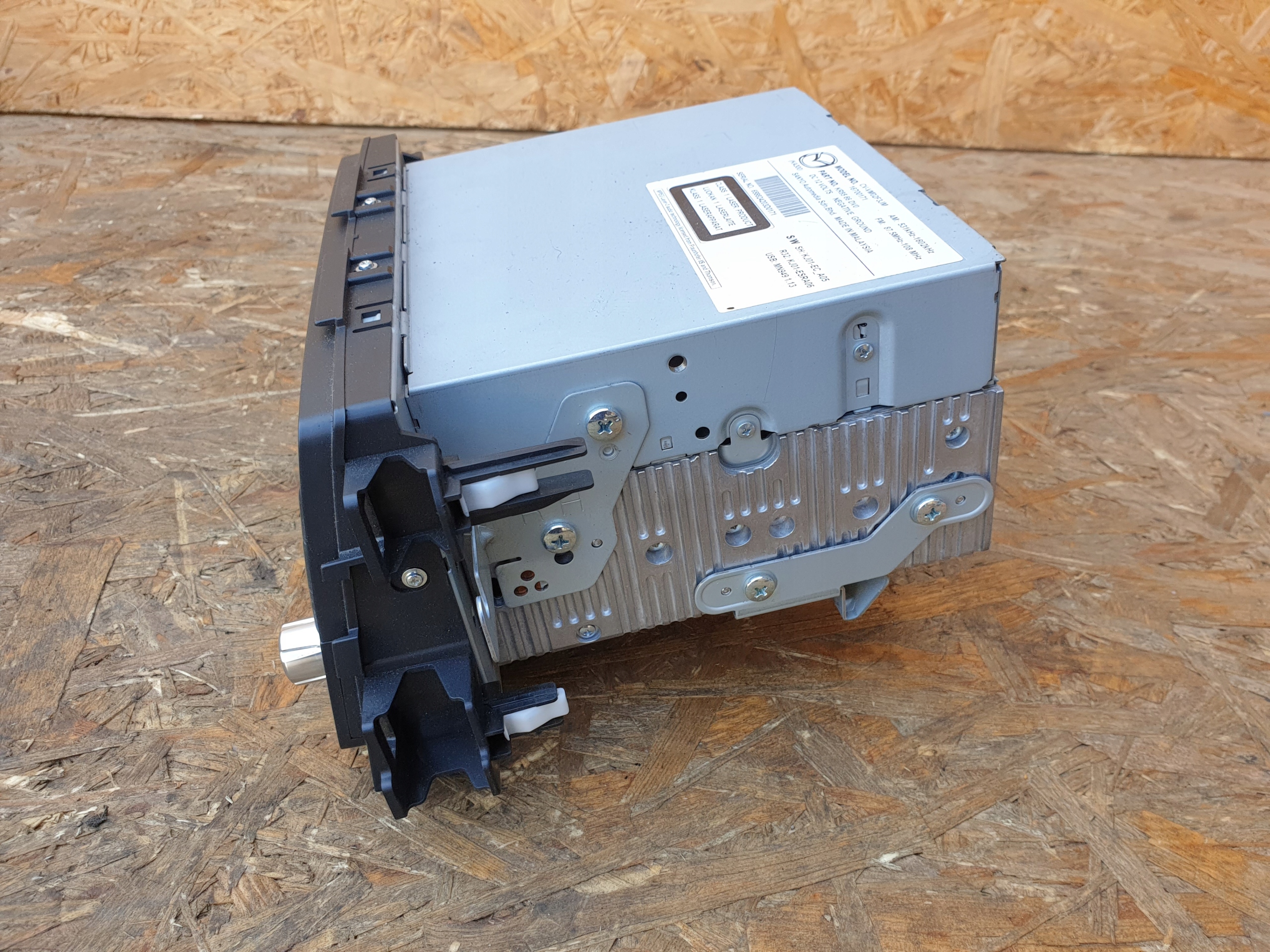 mazda CX5 и радио дисплей KR8566DV0