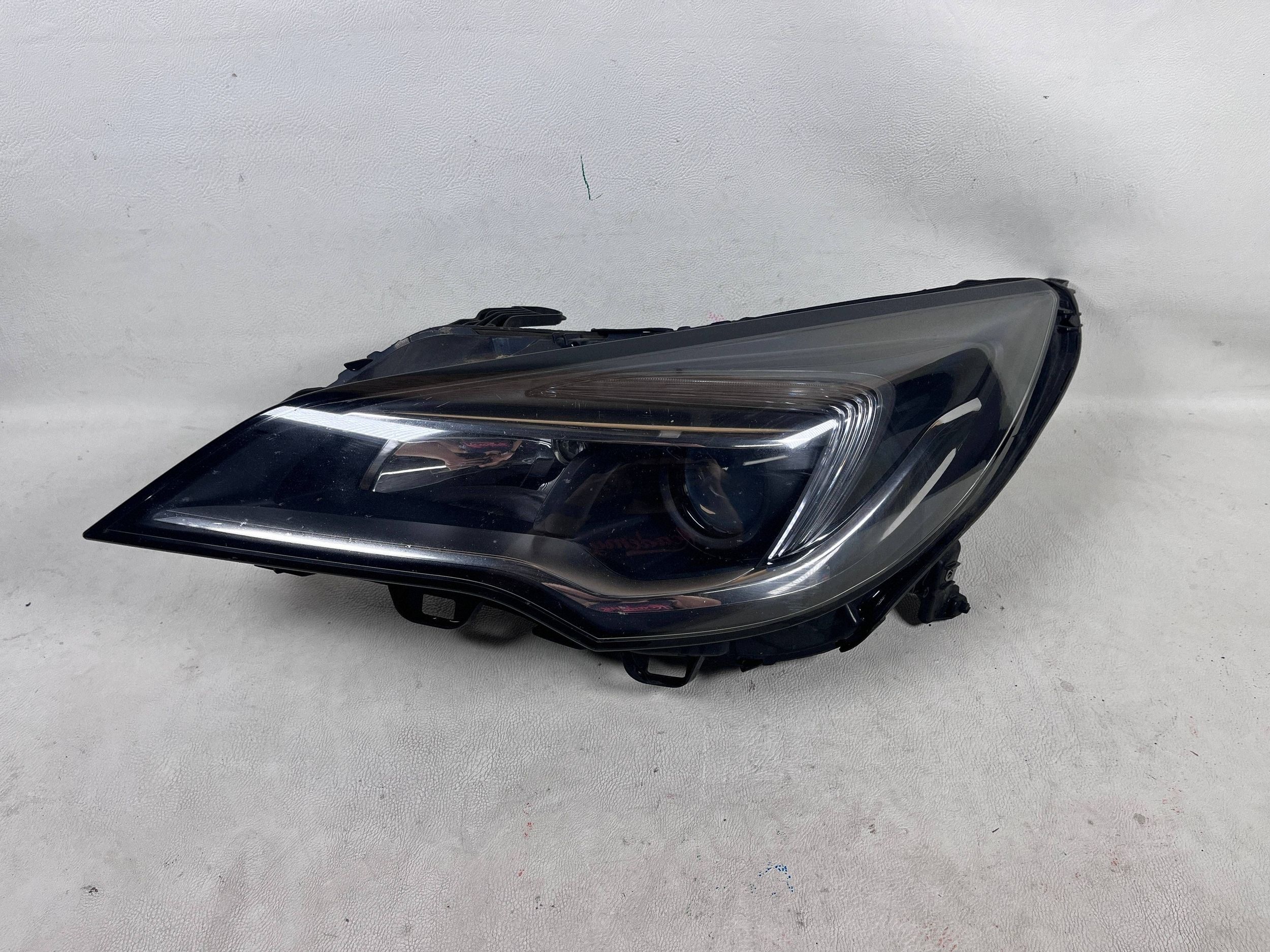 Opel Astra K 15- light left front front