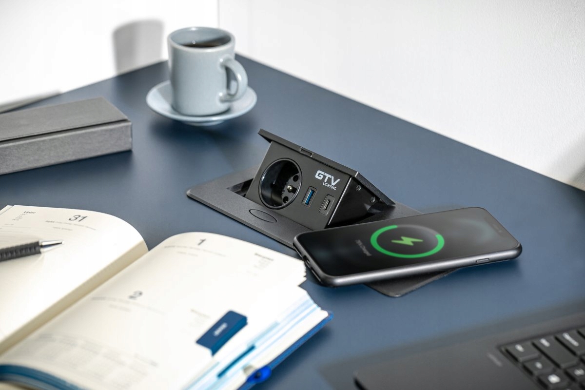 Predlžovač zapustenej zásuvky Avaro Plus 1x230V Usb A+c, čierny