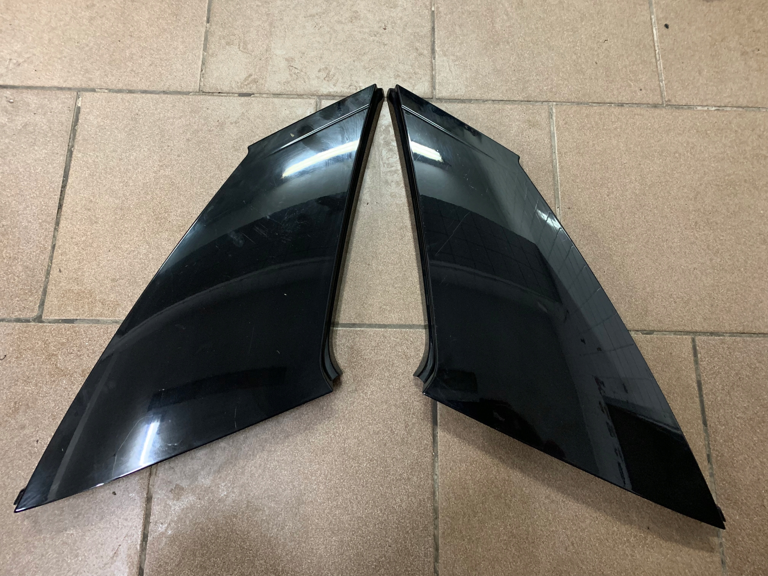 9821114180 9821115580 - CITROEN DS3 CROSSBACK КРЫШКА СТОЙКИ ЗАДНЯЯ ЛЕВАЯ ПРАВАЯ