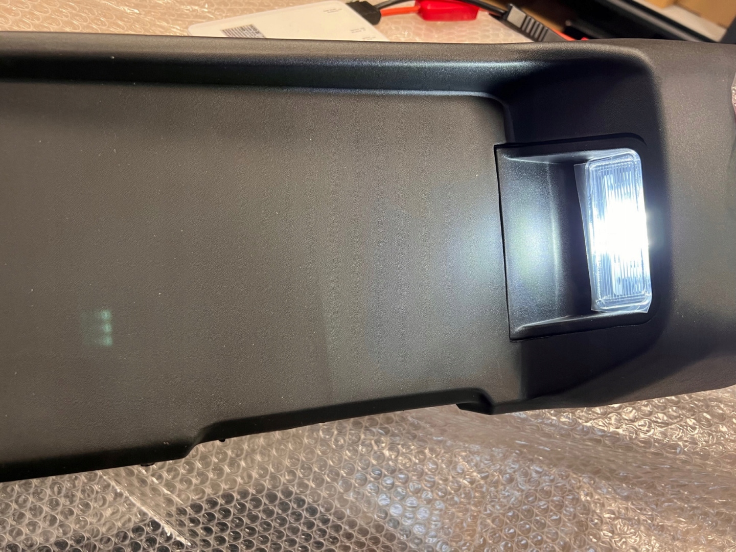 Zderzak tylny plastikowy Jeep Wrangler JL/JLU Numer katalogowy części TXJL HG 19-35