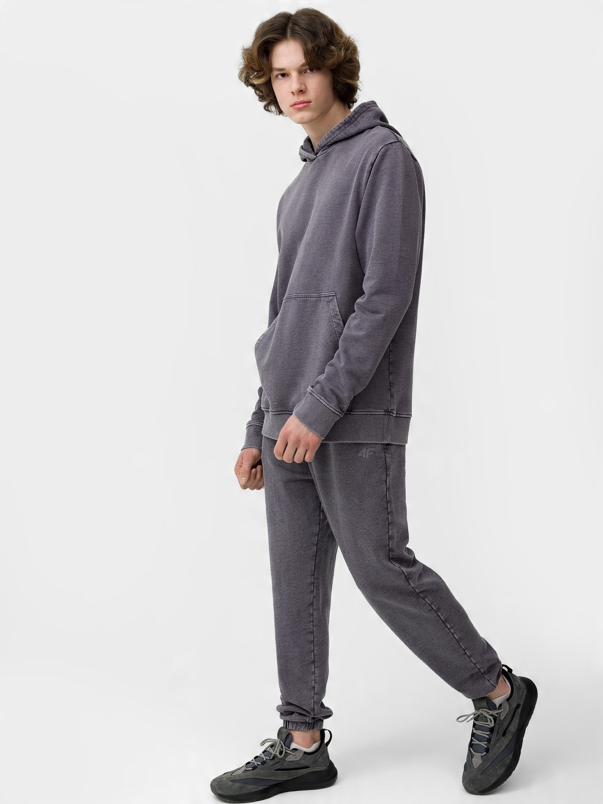 

Spodnie Dresowe 4F 4FSS23TTROM134-22S-XXL