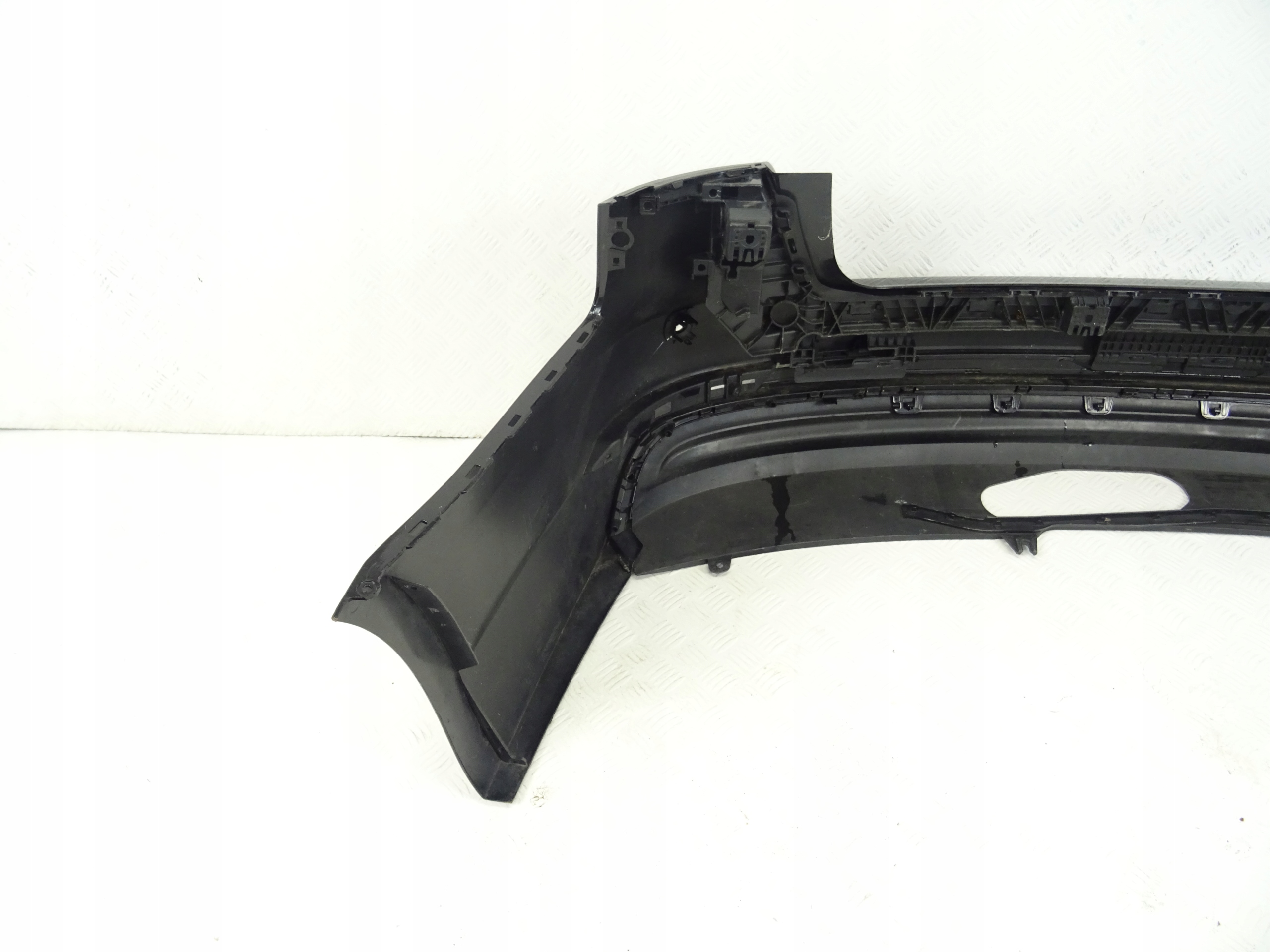 Audi A4 B9 8W9 S-Line KOMBI bumper rear part tyln