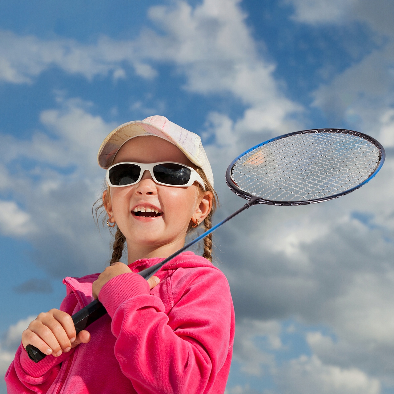 DP BADMINTONOVÉ PALETKY V BALENÍ + 2 ZÁBRANY Barevné odstíny modré