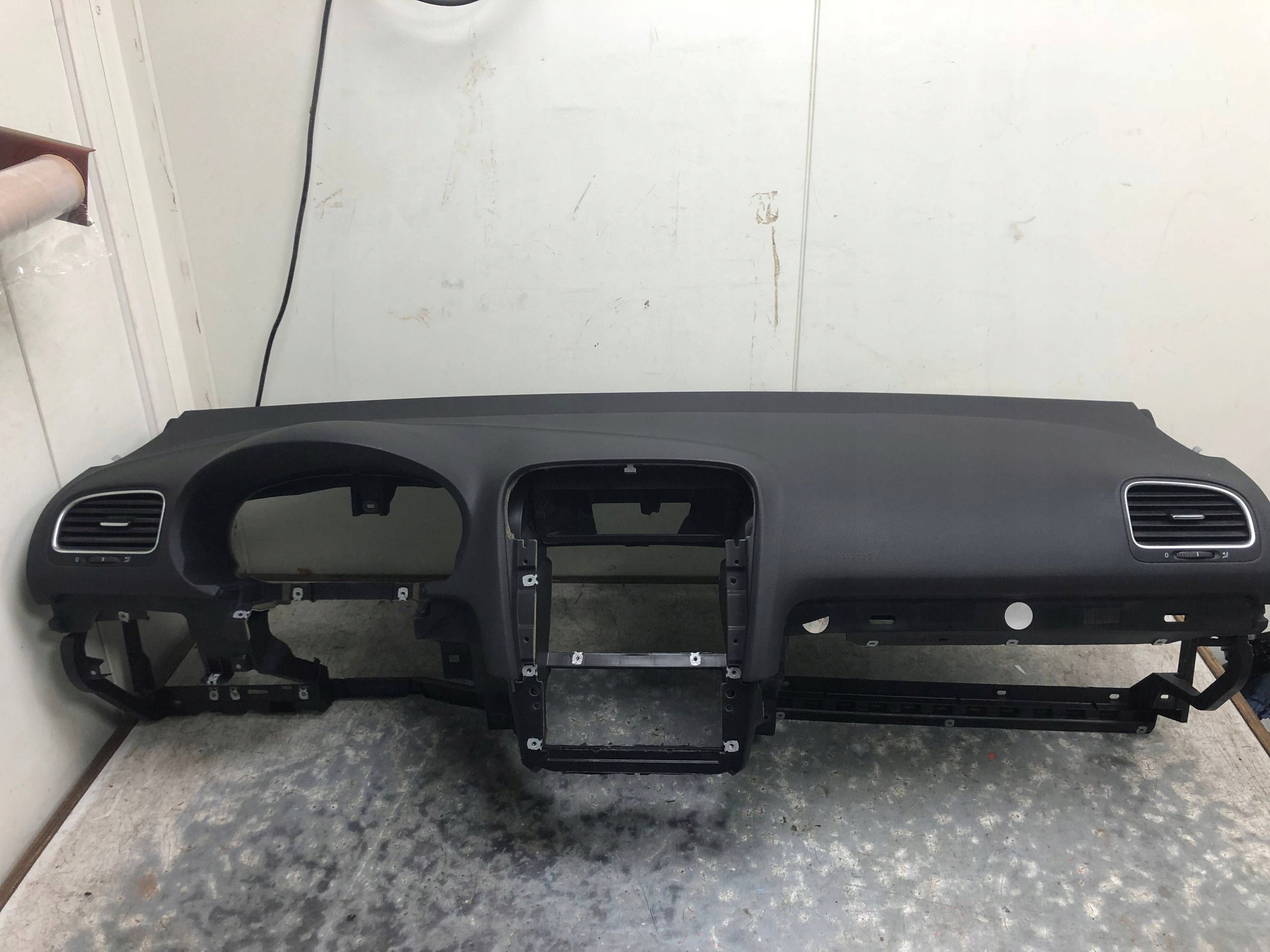 originál dashboard console VW GOLF VI 5K1857181B