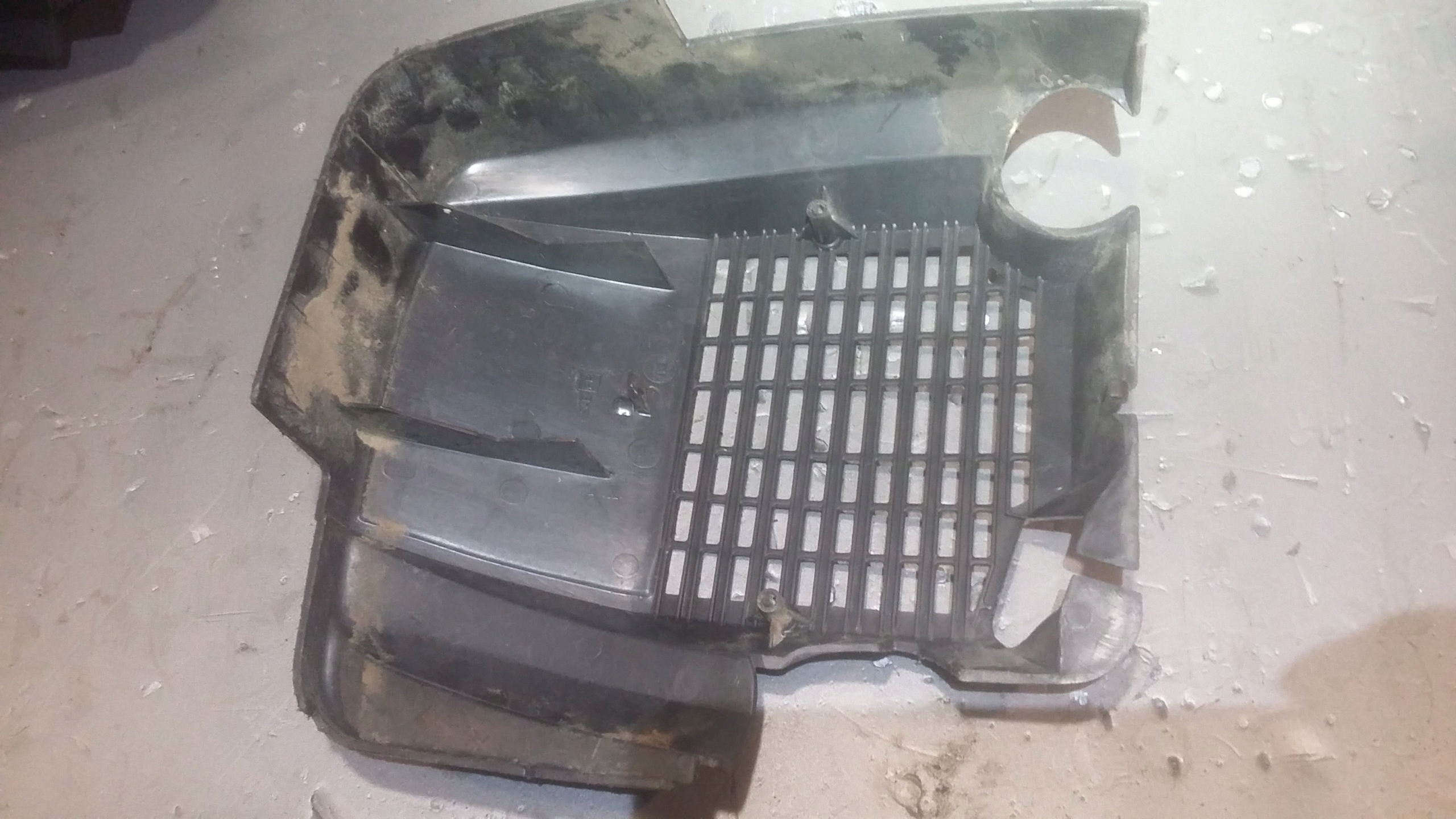 Osłona silnika Briggs Stratton 625 650 675 Marka Briggs&Stratton