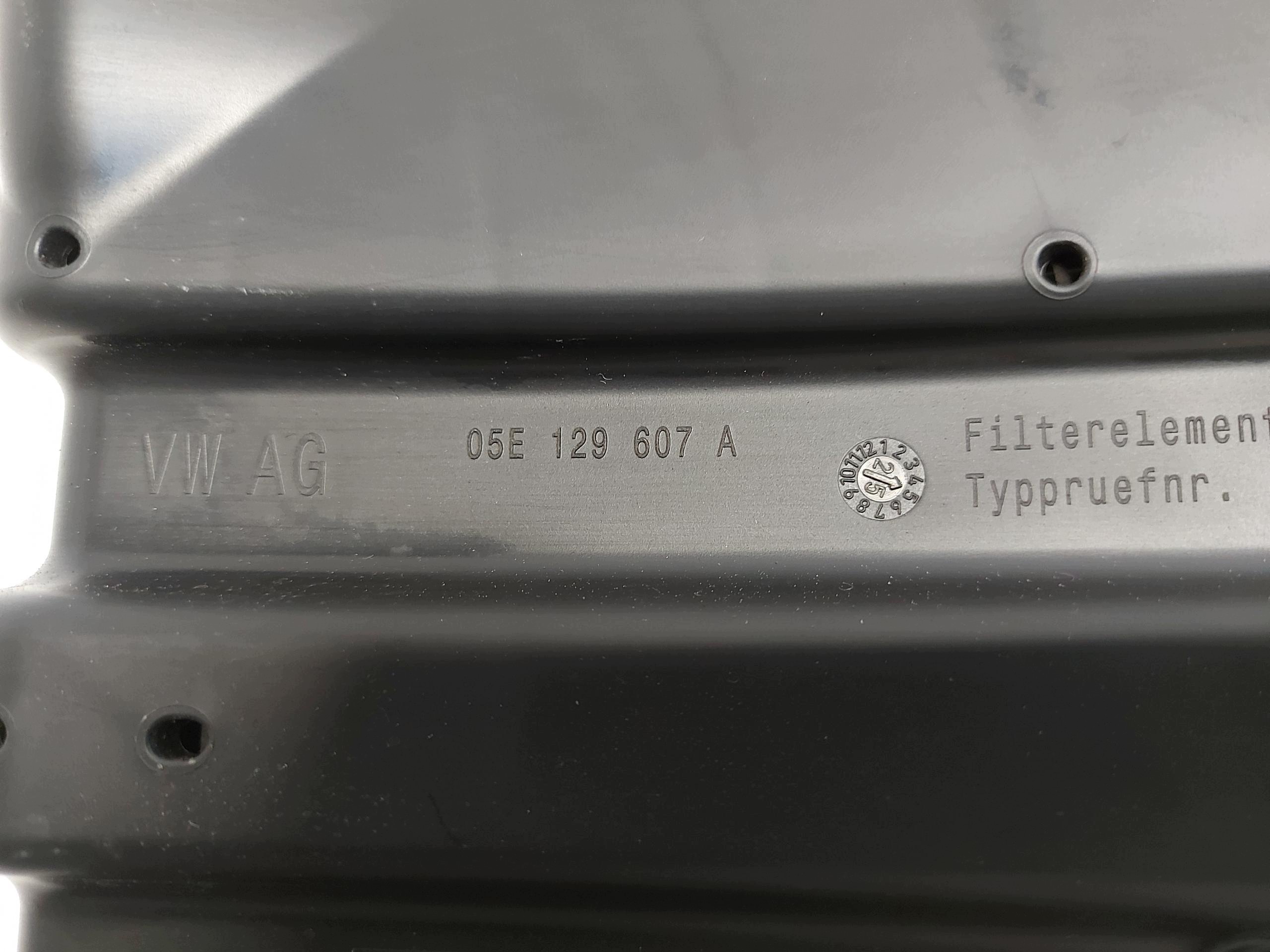 VW Passat R B9 3J0 2025r Gehäuse filter luft 1.5 e-tsi 05e129607a