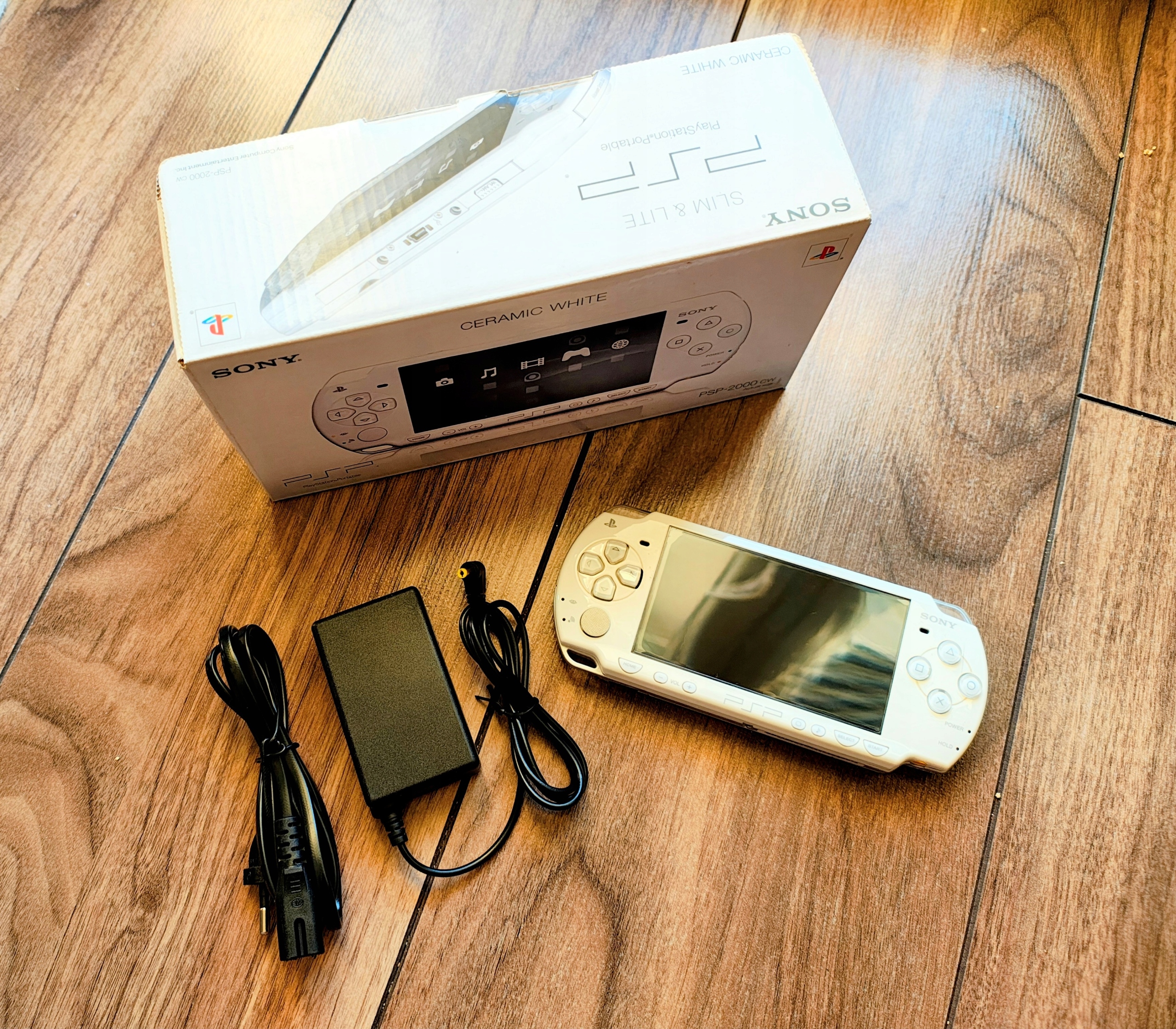 Konsola Sony PSP Fat (Classic) PSP-2000