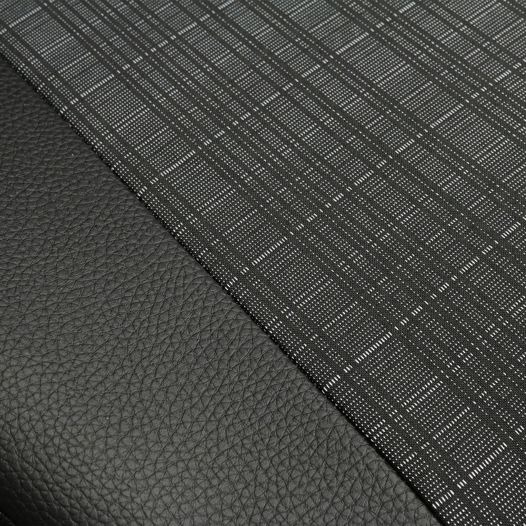 GRUBE POKROWCE MIAROWE NA PRZEDNIE FOTELE SAMOCHODOWE do MAZDA 6 III KOMBI Typ pokrowiec