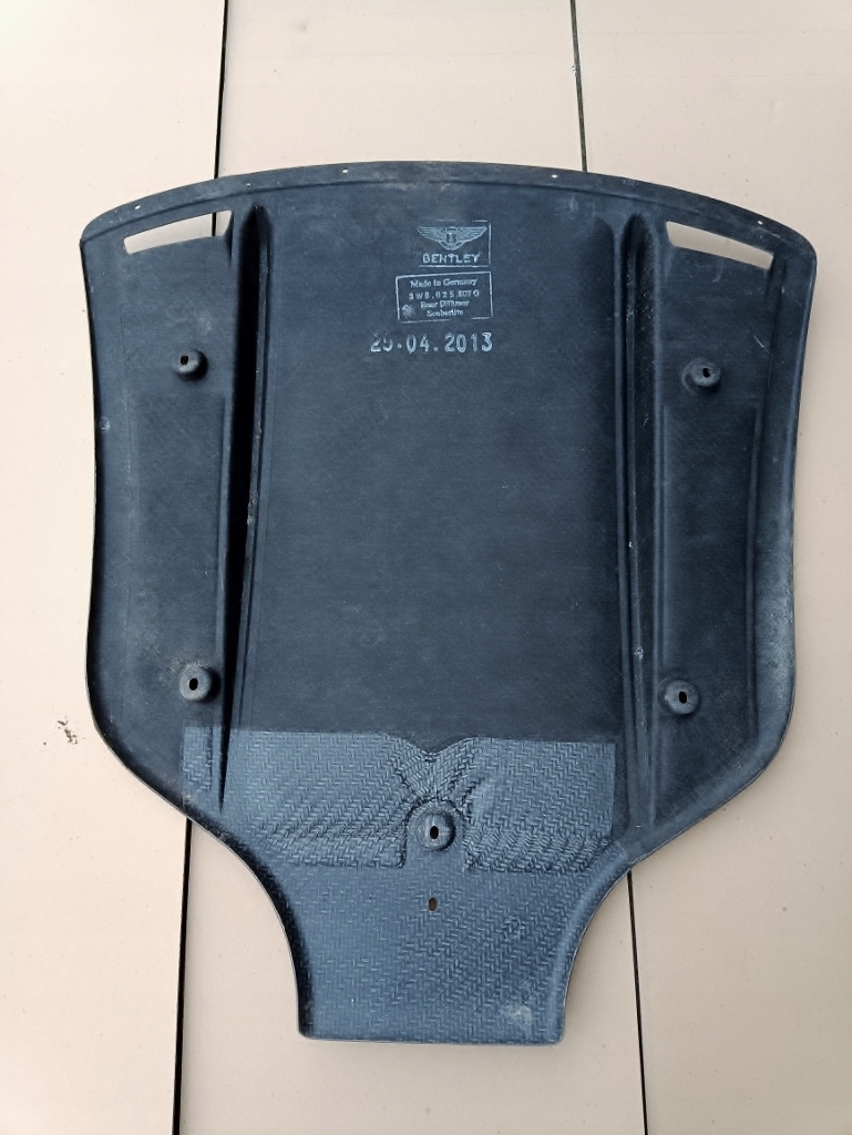 ЗАЩИТА СНИЗУ БЕНТЛИ КОНТИНЕНТАЛЬ GT 8VSw8825507g