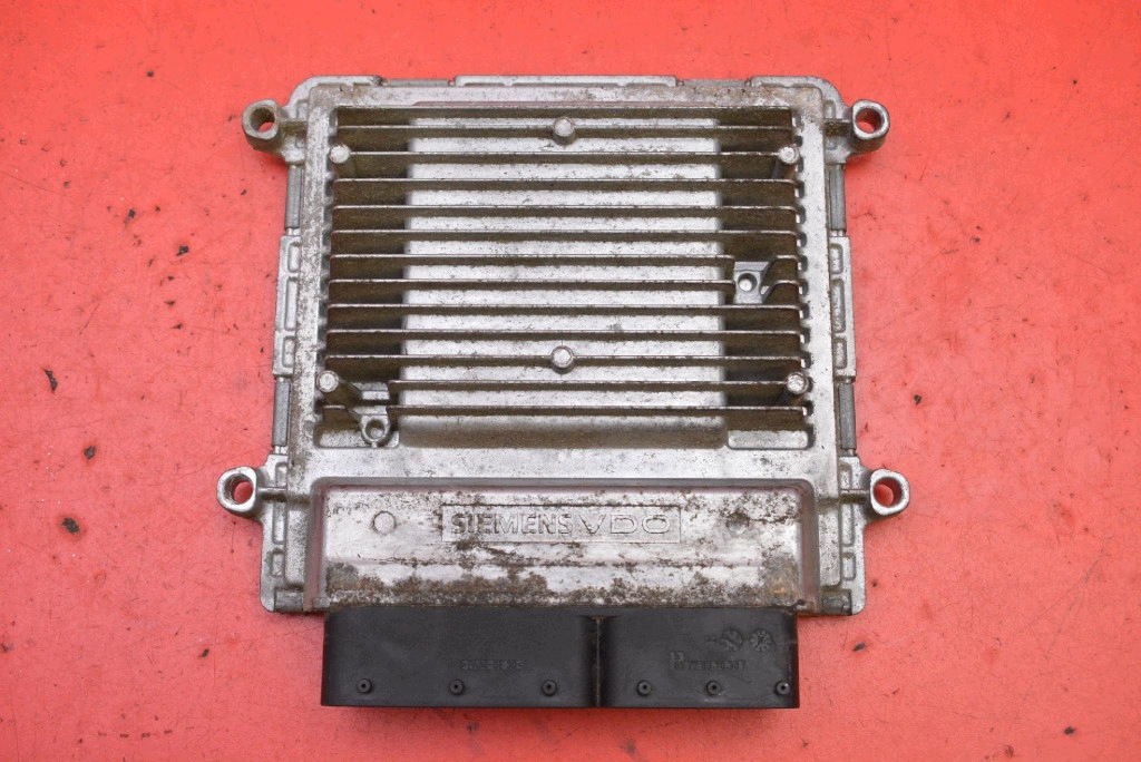 unité de commande électronique uce moteur P68000126AC A2C53172365 DODGE CALIBER 1.8 16V 150KM 06-12