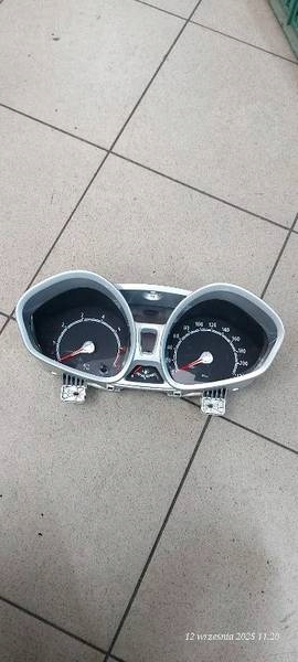dials 8A6T-10849-EF FORD FIESTA MK7